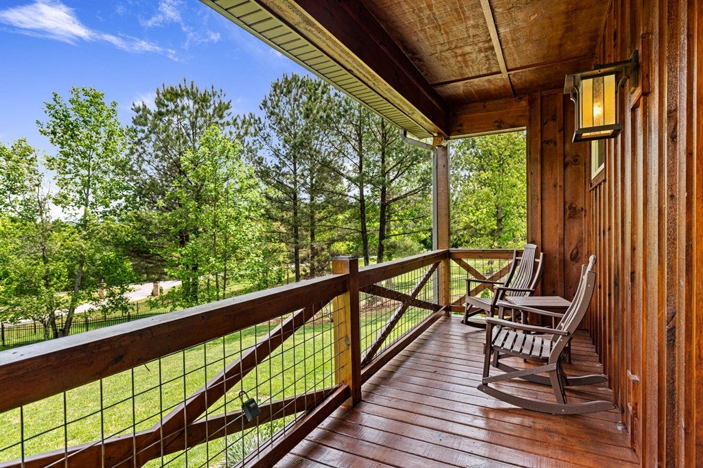 Blairsville, Georgia, 30512, United States, 4 Bedrooms Bedrooms, ,3 BathroomsBathrooms,Residential,For Sale,1876280