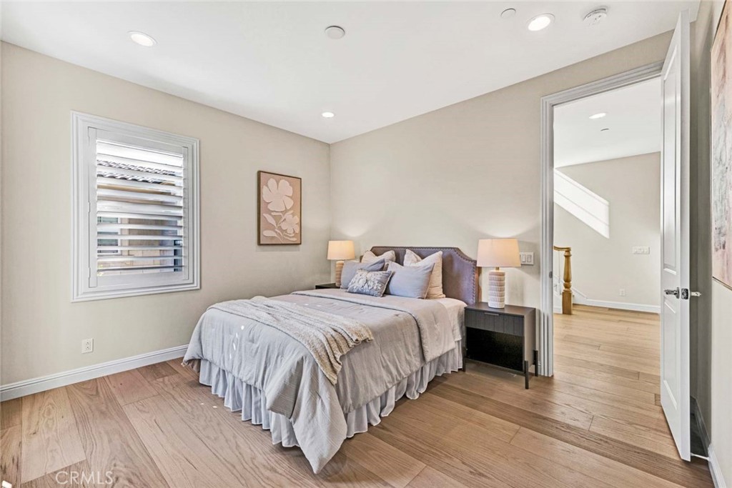 Lake Forest, California, 92630, United States, 4 Bedrooms Bedrooms, ,5 BathroomsBathrooms,Residential,For Sale,1988147