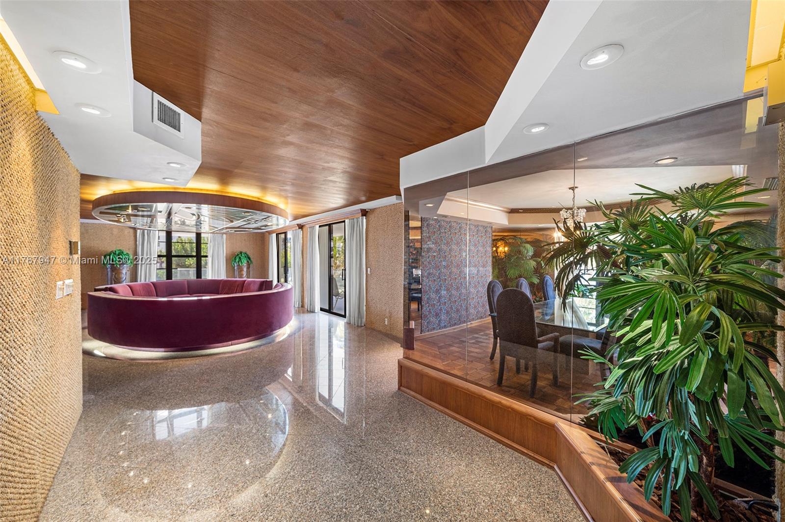 Miami Beach, Florida, 33140, United States, 3 Bedrooms Bedrooms, ,4 BathroomsBathrooms,Residential,For Sale,1745690