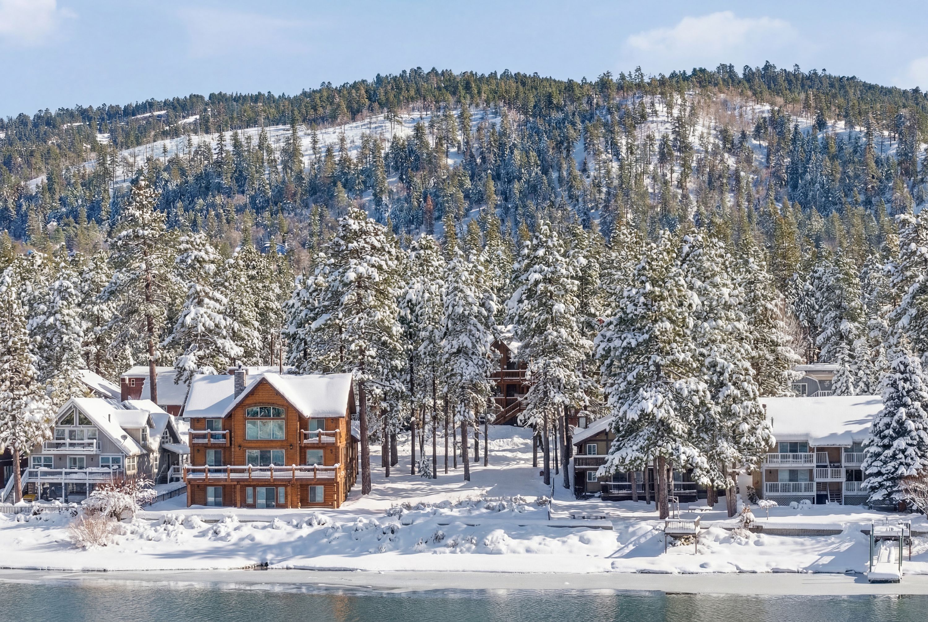  40598 Simonds Drive, Big Bear Lake, CA 92315 - 物件實景