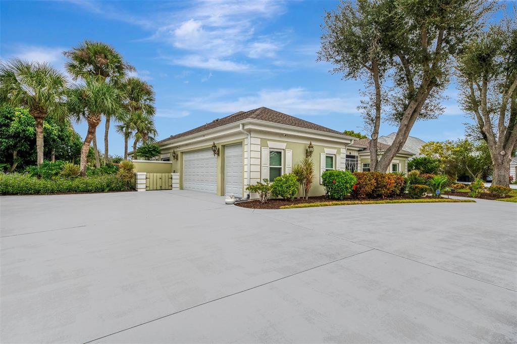 Englewood, Florida, 34223, United States, 3 Bedrooms Bedrooms, ,4 BathroomsBathrooms,Residential,For Sale,1988955