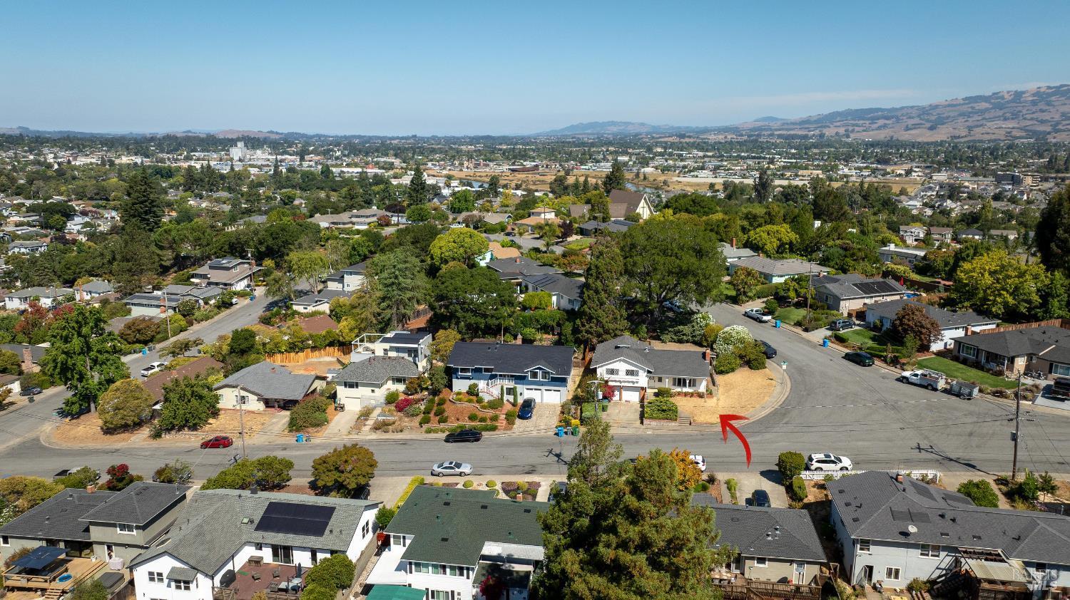 Petaluma, California, 94952, United States, 3 Bedrooms Bedrooms, ,3 BathroomsBathrooms,Residential,For Sale,1981148