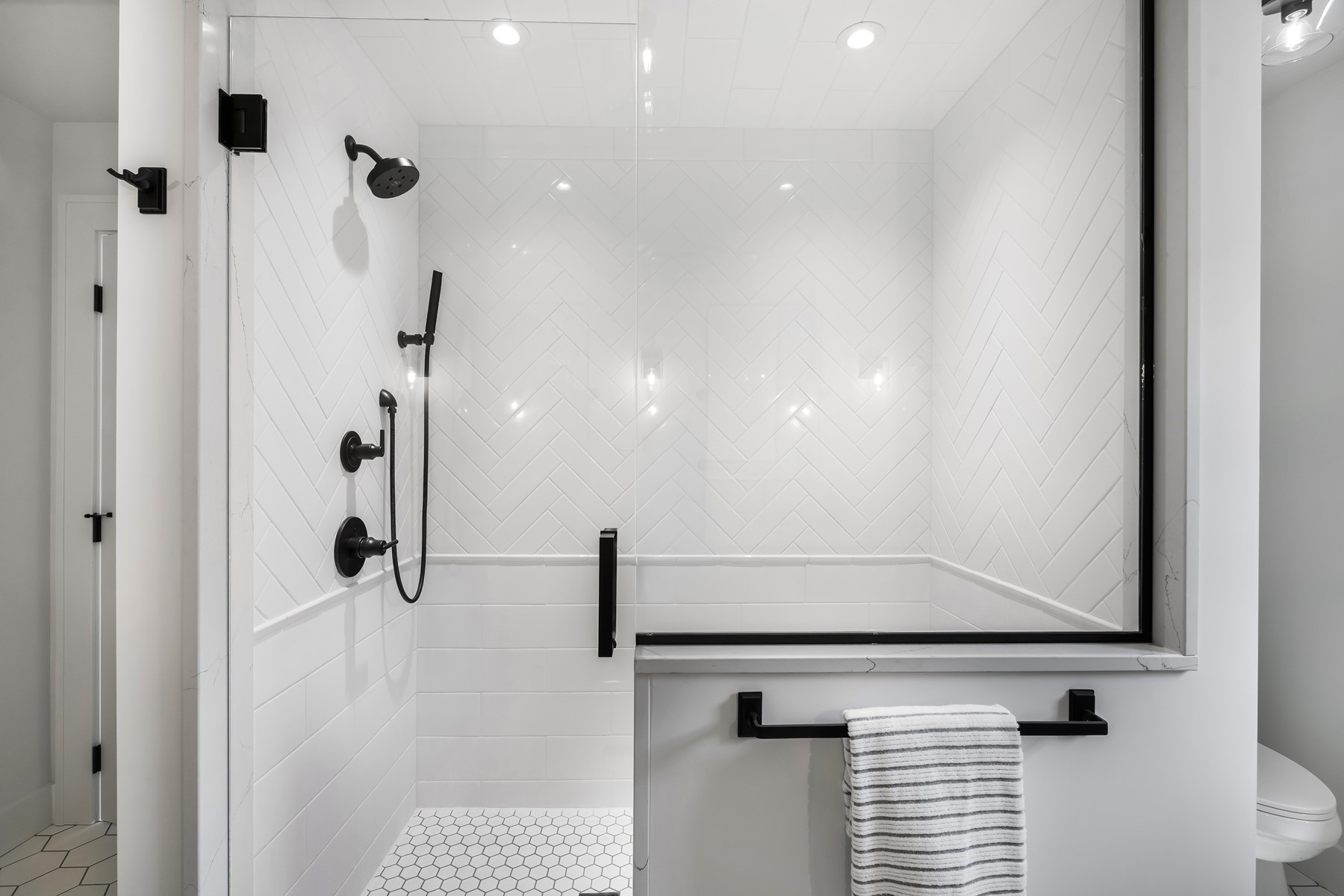  River Town Revival - 物件實景