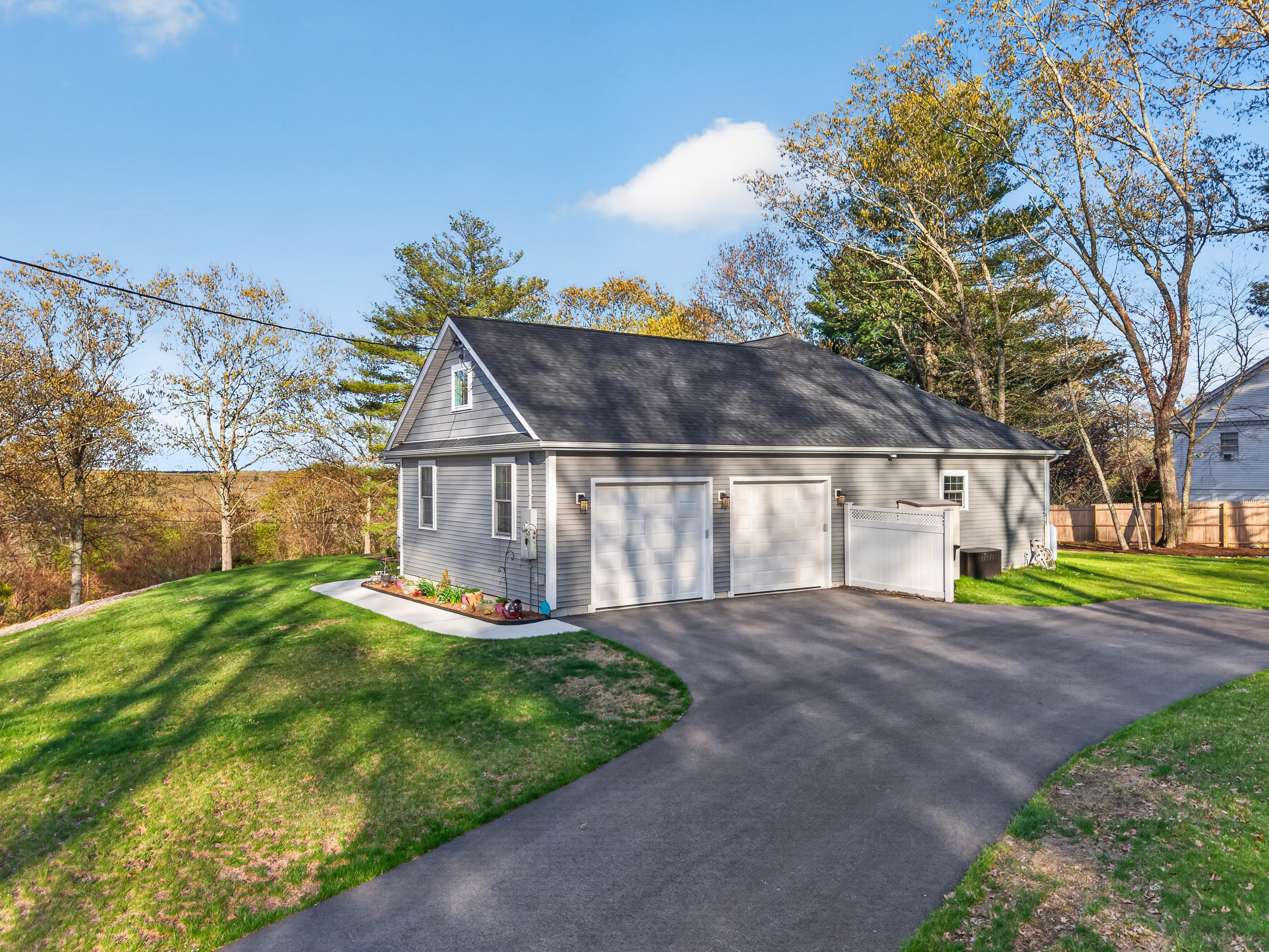  Cozy 3-Bedroom Home in Sprague, CT - 物件實景