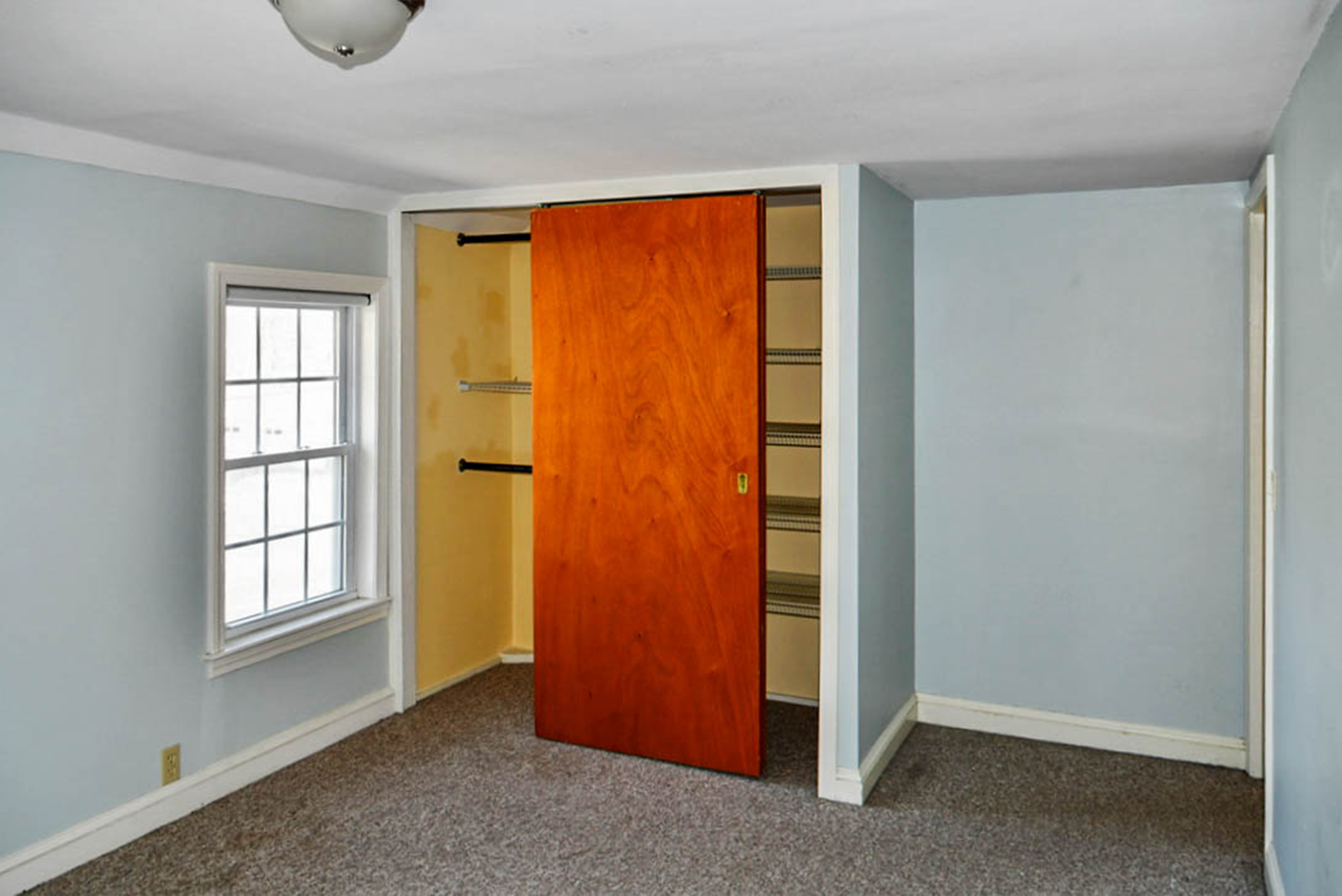  Cozy Sale Listing in Essex, CT - 物件實景