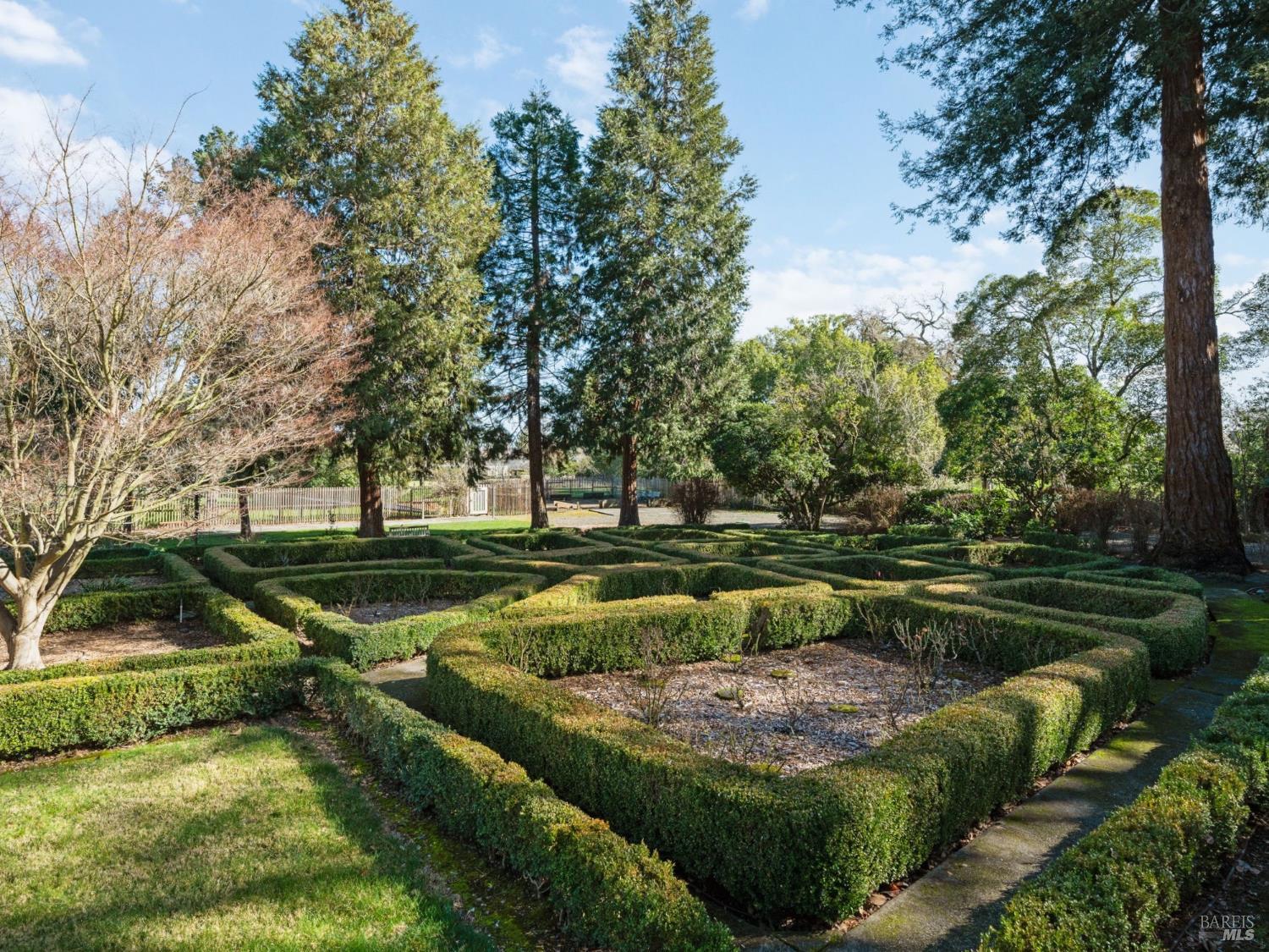 Sonoma, California, 95476, United States, 2 Bedrooms Bedrooms, ,2 BathroomsBathrooms,Residential,For Sale,1837248