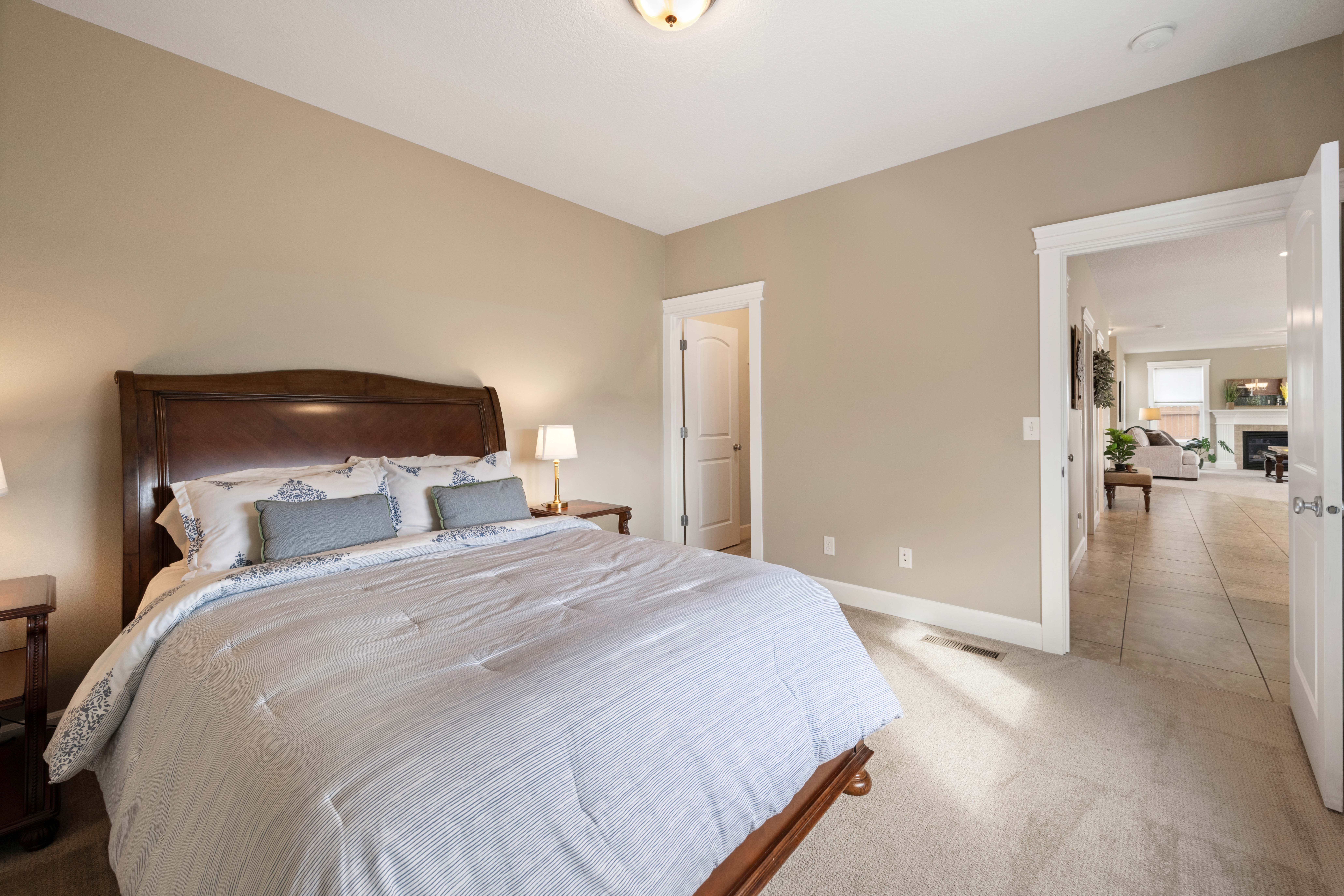  Immaculate 2-Story in ?The Park? - 物件實景