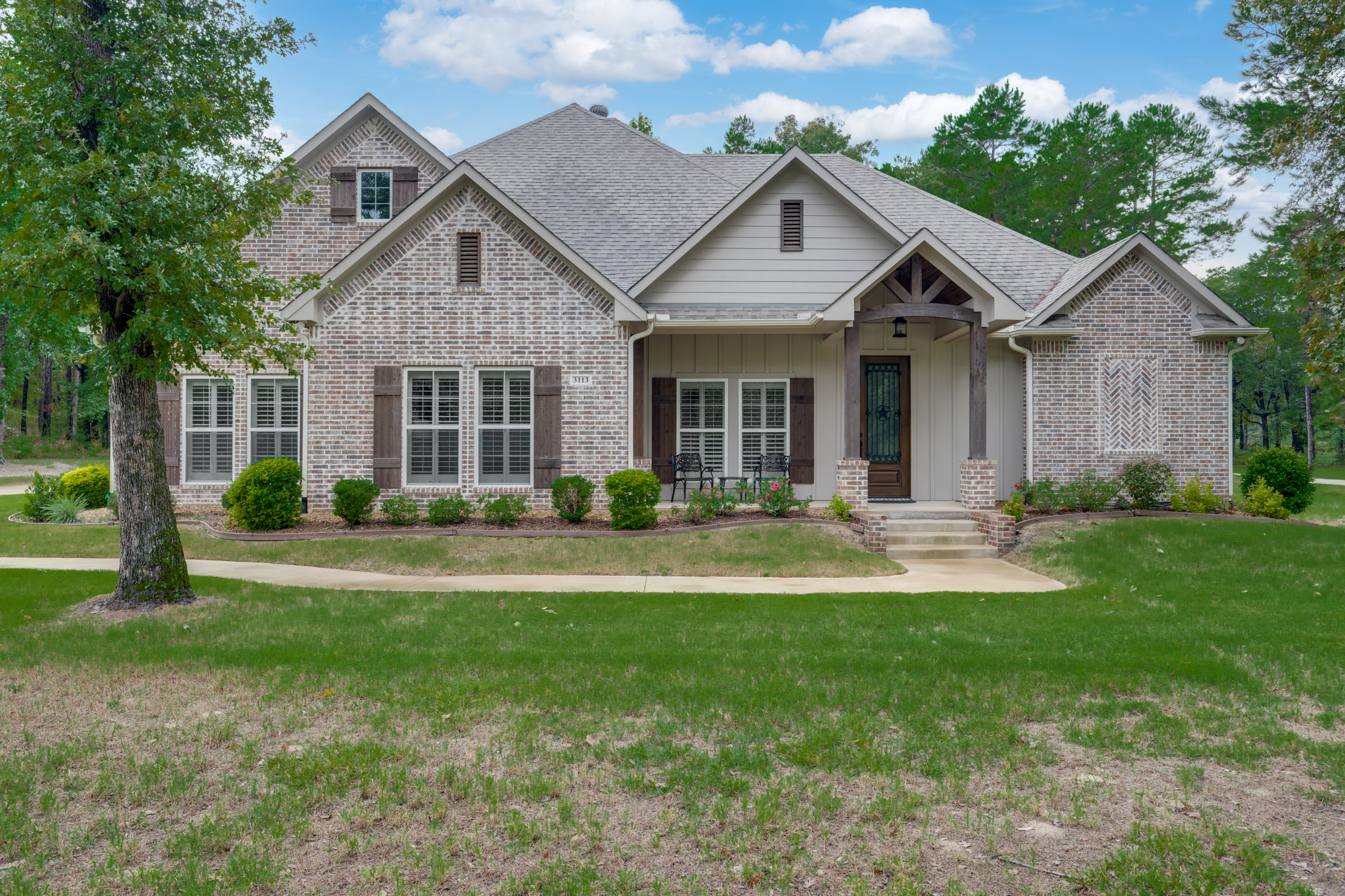 Shadow Pine Dr, Larue, TX 75770