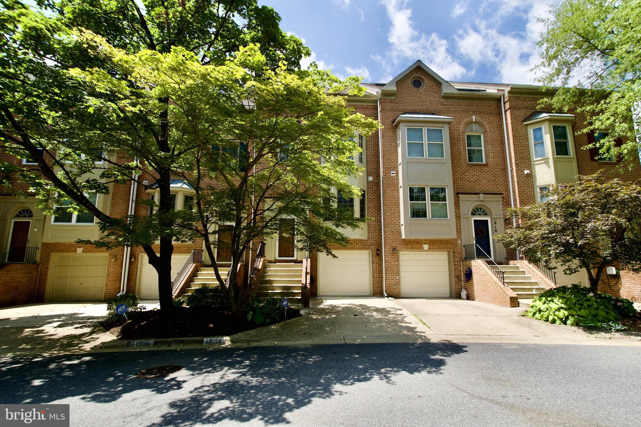Silver Spring, Maryland, 20902, United States, 3 Bedrooms Bedrooms, ,3 BathroomsBathrooms,Residential,For Sale,1916532