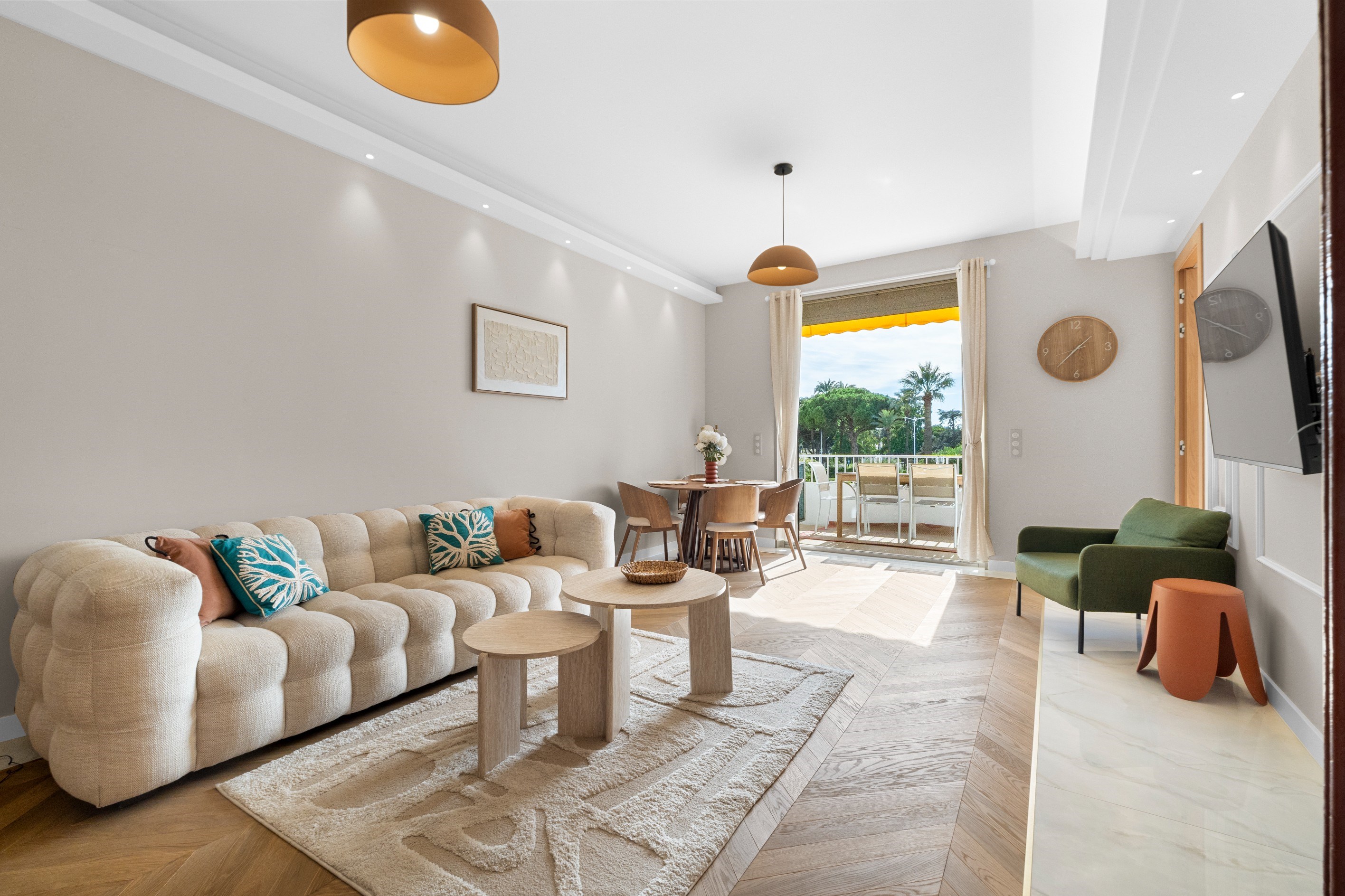  Renovated apartment with terrace and sea glimpse for sale, Cannes Croisette Por… - 物件實景