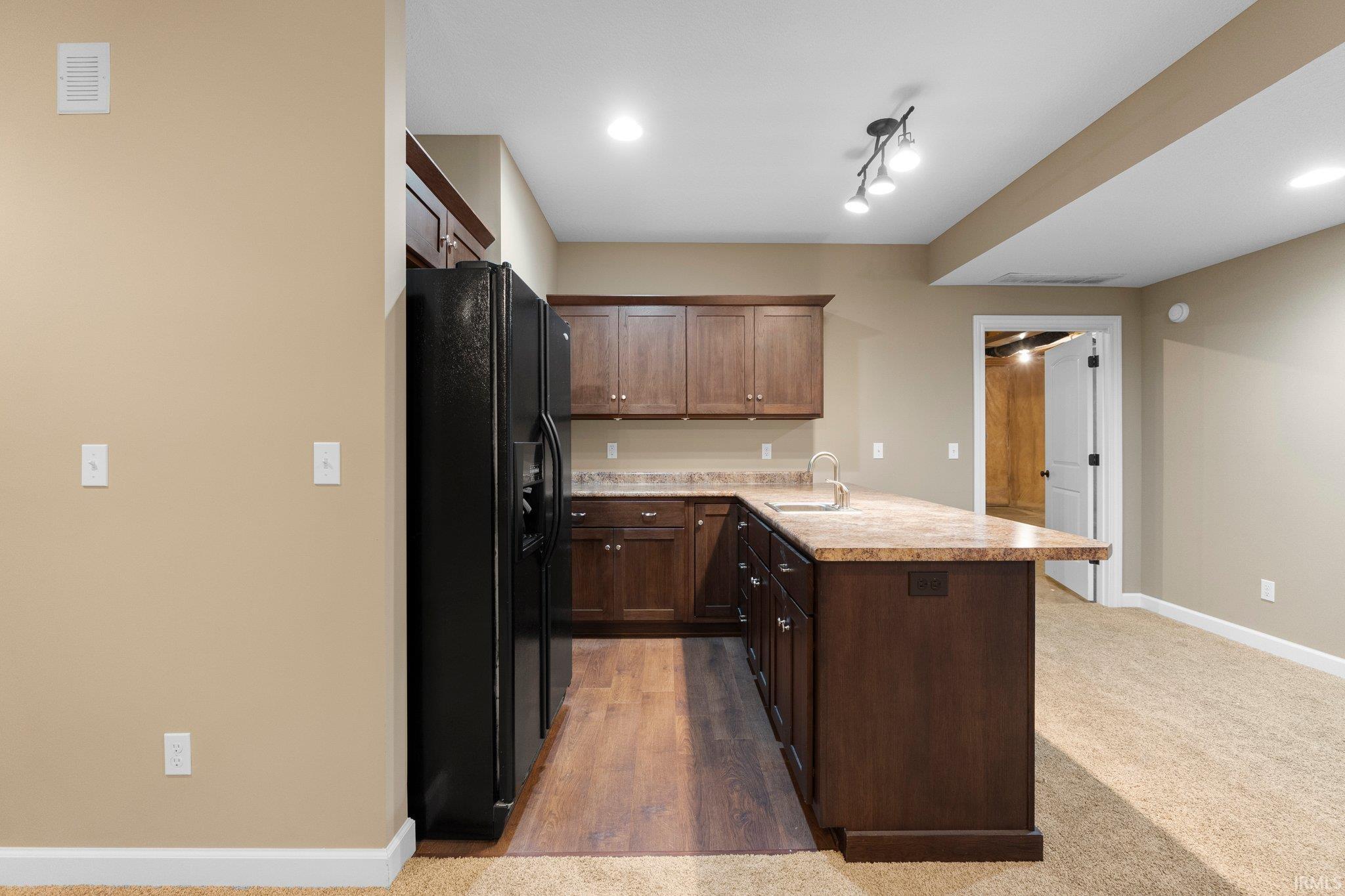 Fort Wayne, Indiana, 46825-7408, United States, 4 Bedrooms Bedrooms, ,5 BathroomsBathrooms,Residential,For Sale,1975267