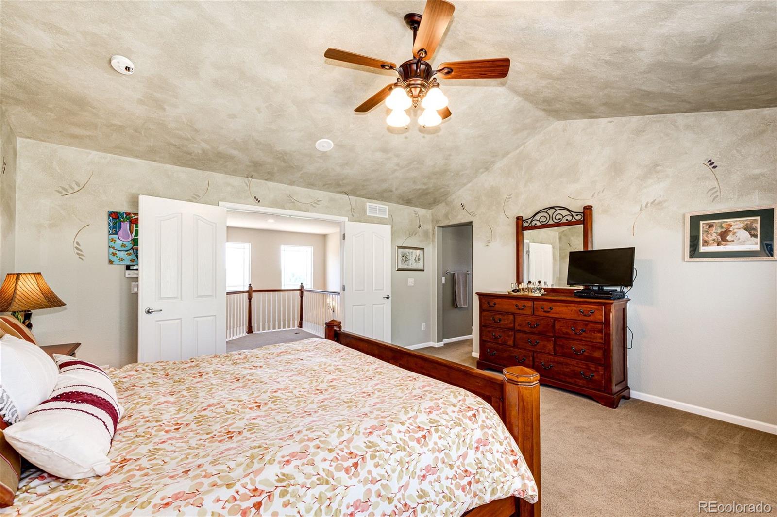 Aurora, Colorado, 80016, United States, 5 Bedrooms Bedrooms, ,3 BathroomsBathrooms,Residential,For Sale,1890934