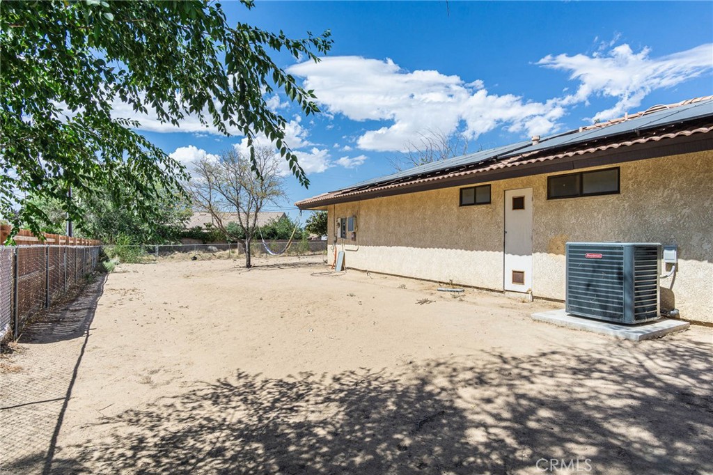 Apple Valley, California, 92308, United States, 4 Bedrooms Bedrooms, ,3 BathroomsBathrooms,Residential,For Sale,1974490