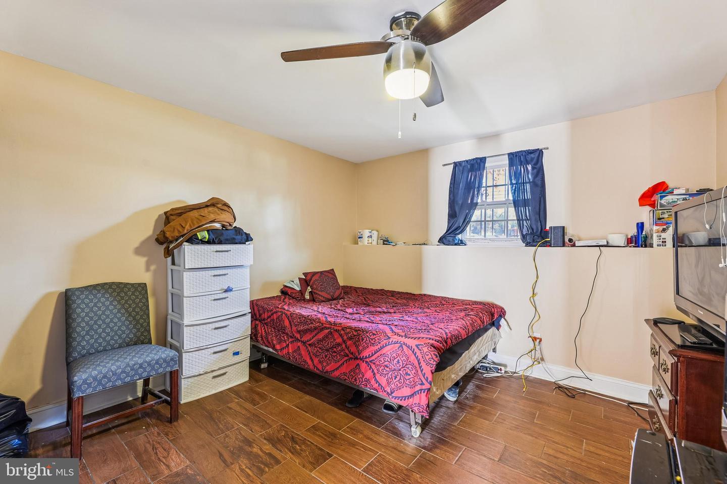 Temple Hills, Maryland, 20748, United States, 5 Bedrooms Bedrooms, ,3 BathroomsBathrooms,Residential,For Sale,1988025