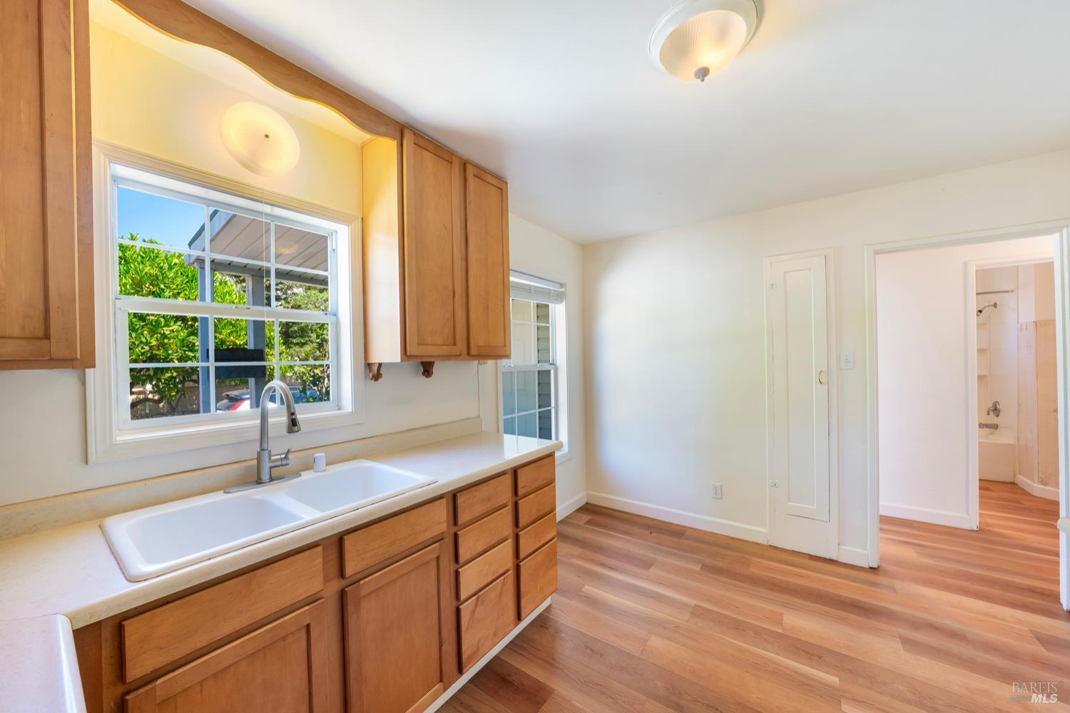 St. Helena, California, 94574, United States, 2 Bedrooms Bedrooms, ,1 BathroomBathrooms,Residential,For Sale,1927276