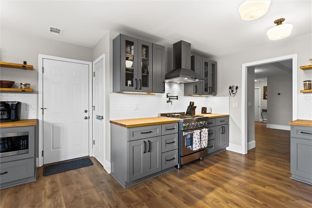 Dacula, Georgia, 30019, United States, 5 Bedrooms Bedrooms, ,4 BathroomsBathrooms,Residential,For Sale,1990423