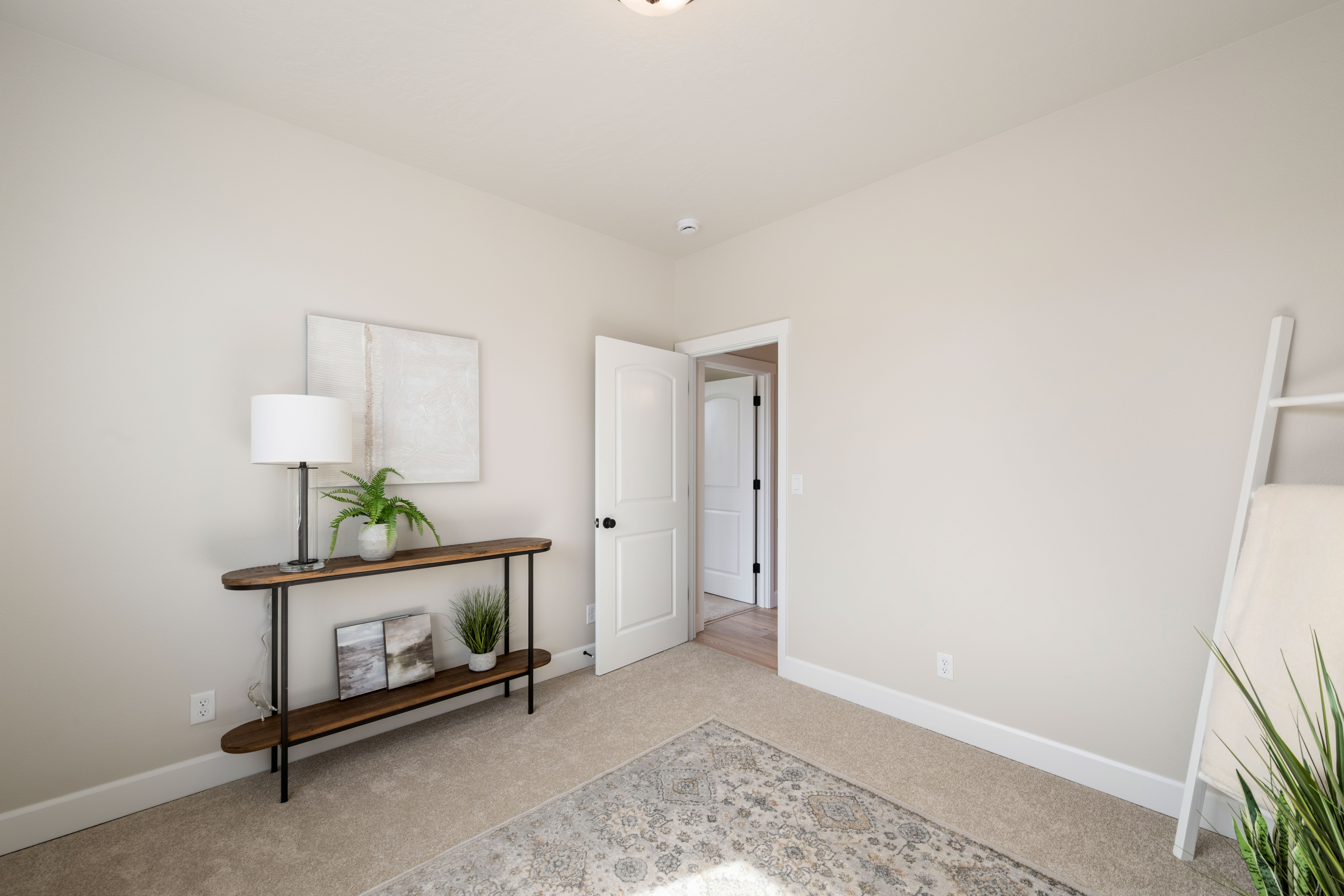  3 Car Garage, Great Floor Plan & Corner Lot - 物件實景