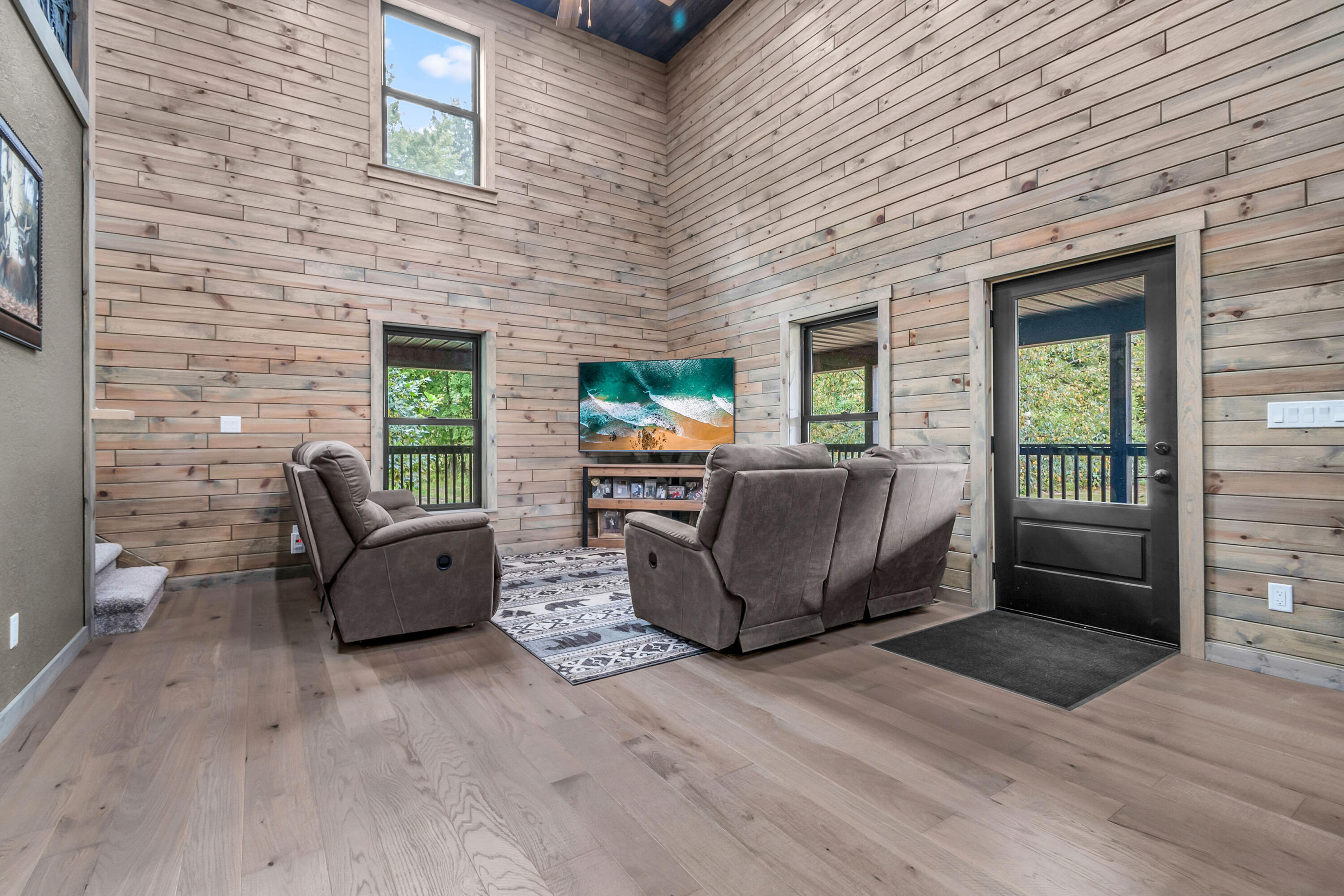 Quincy, Michigan, 49082, United States, 2 Bedrooms Bedrooms, ,3 BathroomsBathrooms,Residential,For Sale,1979767