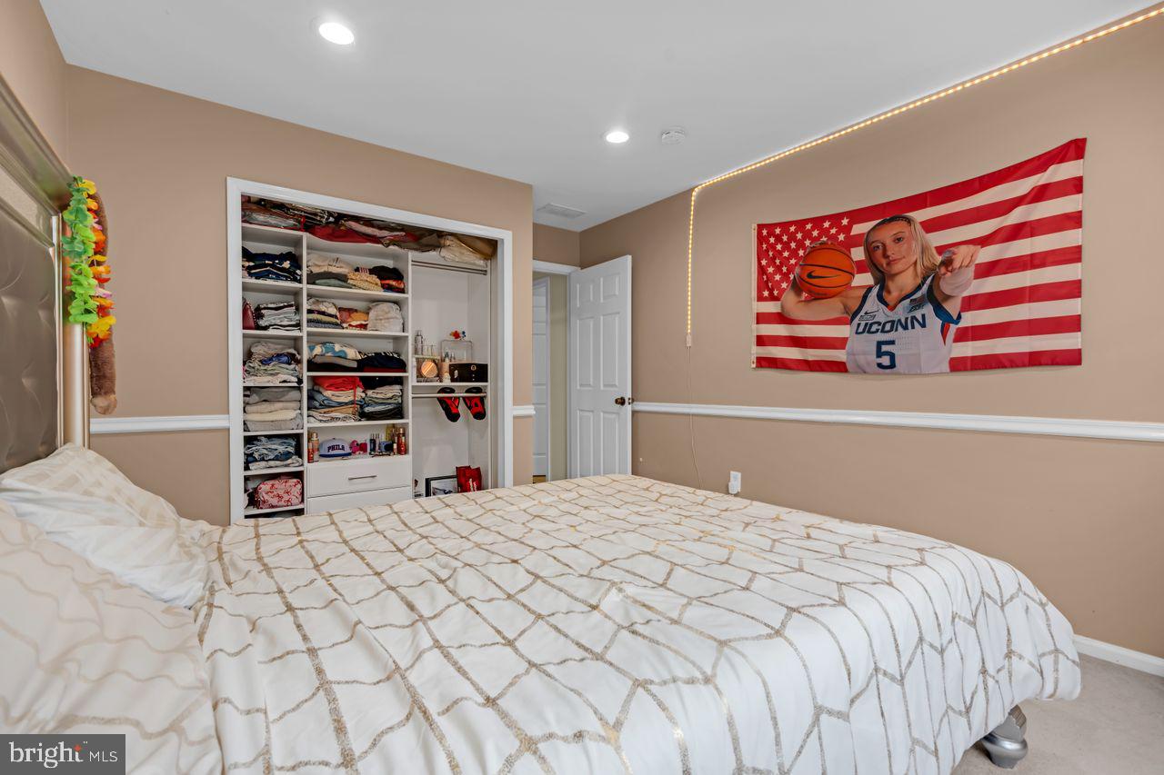 Pennington, New Jersey, 08534, United States, 3 Bedrooms Bedrooms, ,3 BathroomsBathrooms,Residential,For Sale,1987595