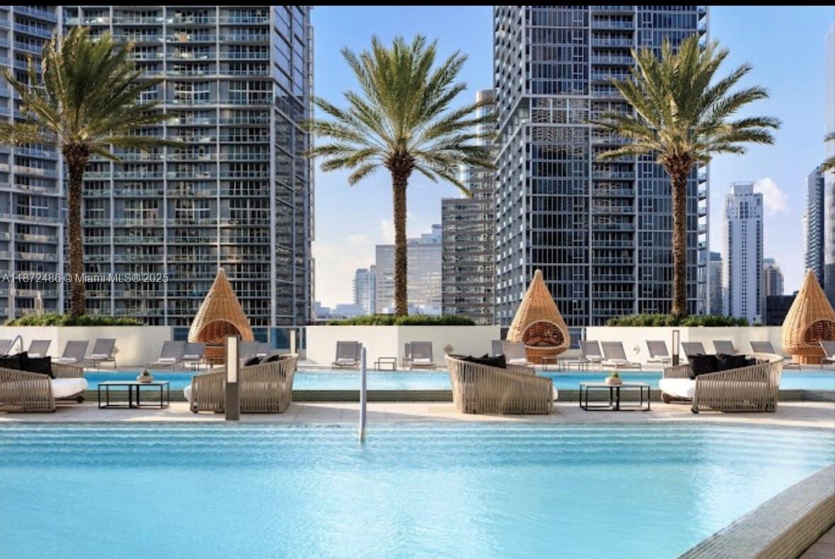 Miami, Florida, 33131, United States, 3 Bedrooms Bedrooms, ,6 BathroomsBathrooms,Residential,For Sale,1938833