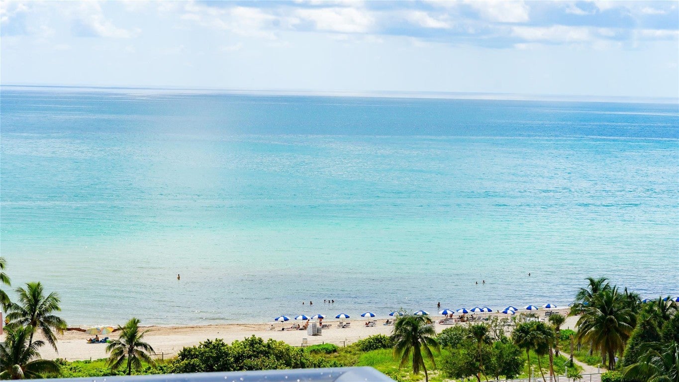 Miami Beach, Florida, 33140, United States, 2 Bedrooms Bedrooms, ,2 BathroomsBathrooms,Residential,For Sale,1974781