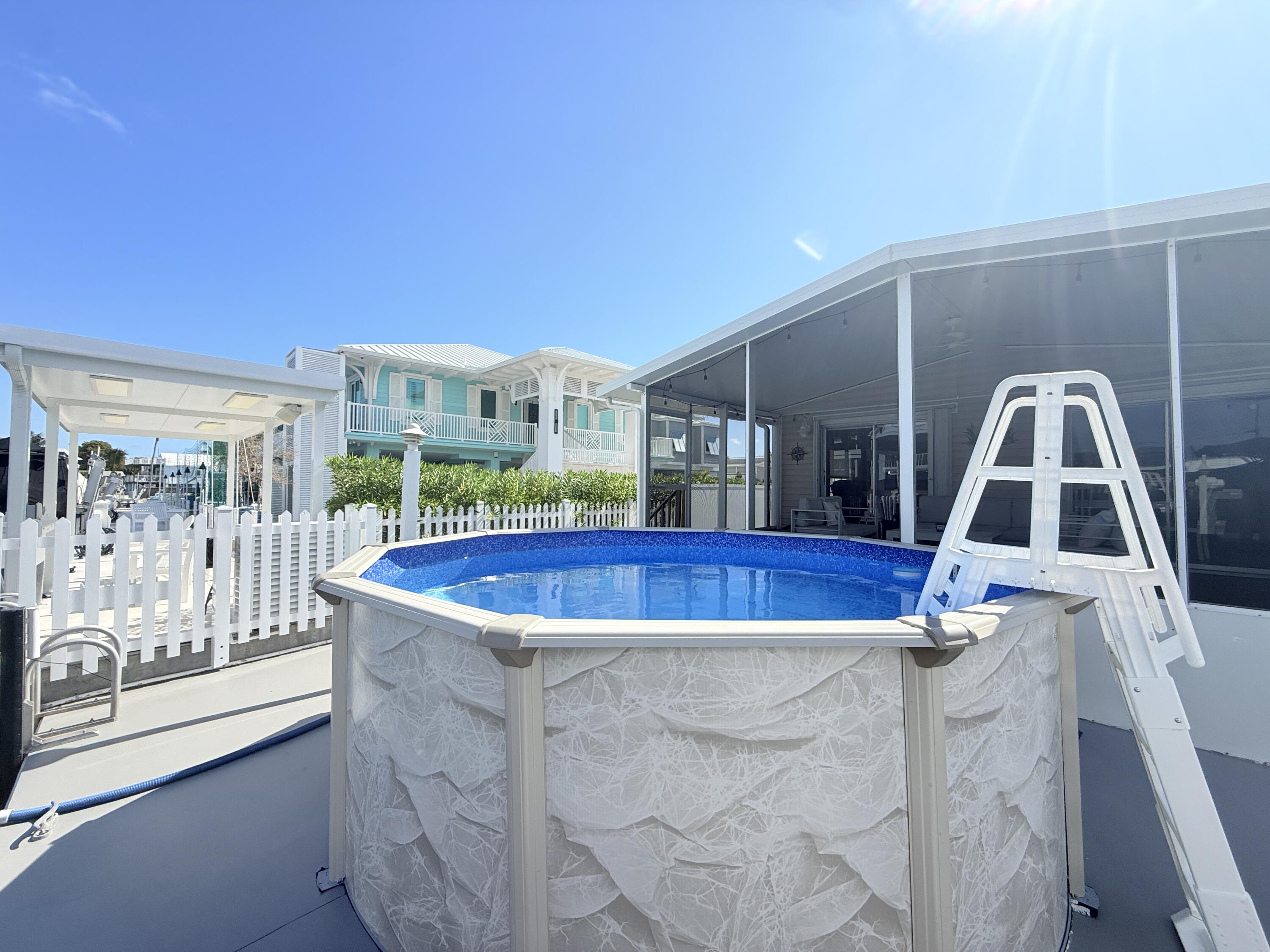 Key Largo, Florida, 33037, United States, 2 Bedrooms Bedrooms, ,2 BathroomsBathrooms,Residential,For Sale,1998042