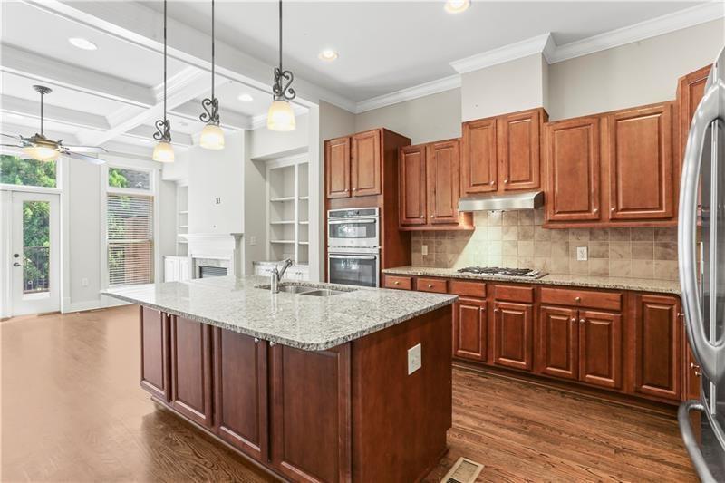 Atlanta, Georgia, 30339, United States, 4 Bedrooms Bedrooms, ,5 BathroomsBathrooms,Residential,For Sale,1760221