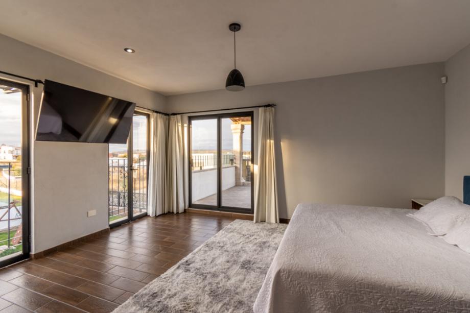 San Miguel de Allende, Guanajuato, 37749, Mexico, 5 Bedrooms Bedrooms, ,5 BathroomsBathrooms,Residential,For Sale,1684352