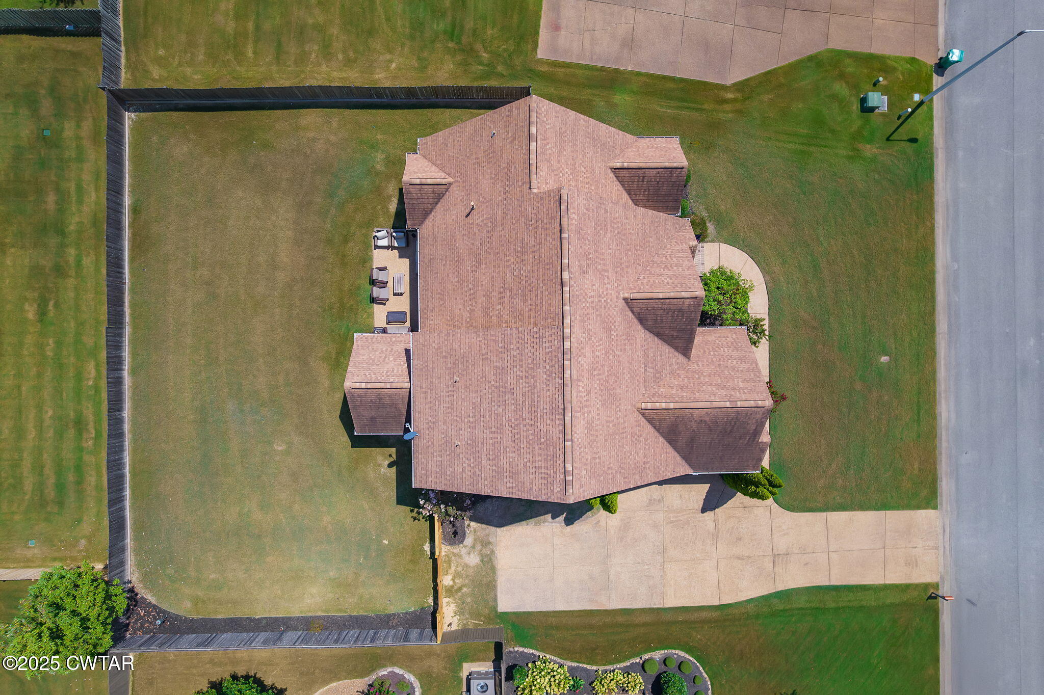 Jackson, Tennessee, 38305, United States, 5 Bedrooms Bedrooms, ,4 BathroomsBathrooms,Residential,For Sale,1912007