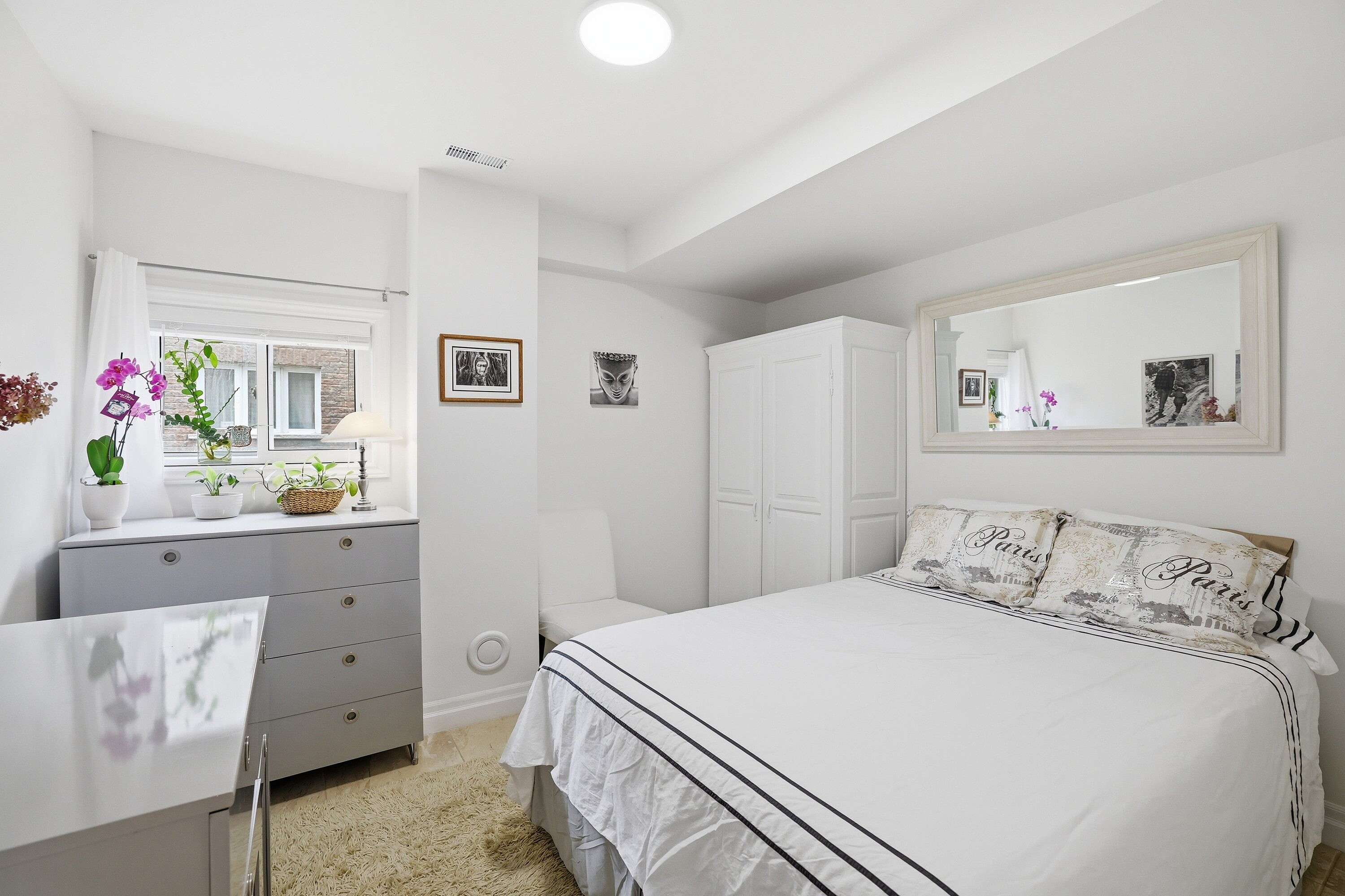  Rare Multi-Family Opportunity - 物件實景