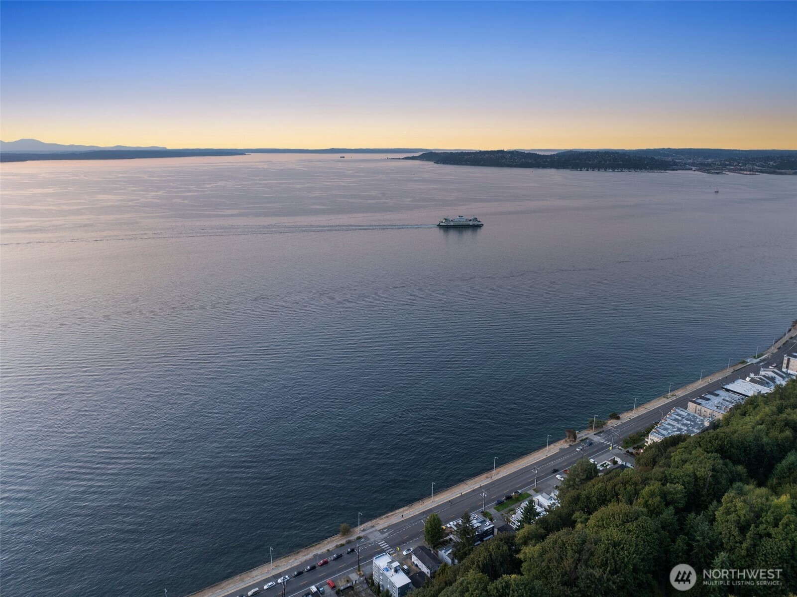 Seattle, Washington, 98116, United States, 2 Bedrooms Bedrooms, ,2 BathroomsBathrooms,Residential,For Sale,1949769