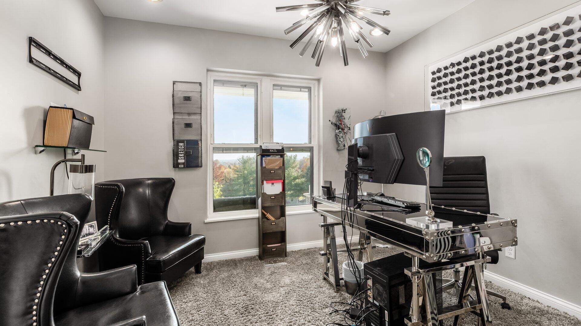 Hebron, Ohio, 43025, United States, 5 Bedrooms Bedrooms, ,5 BathroomsBathrooms,Residential,For Sale,1988631