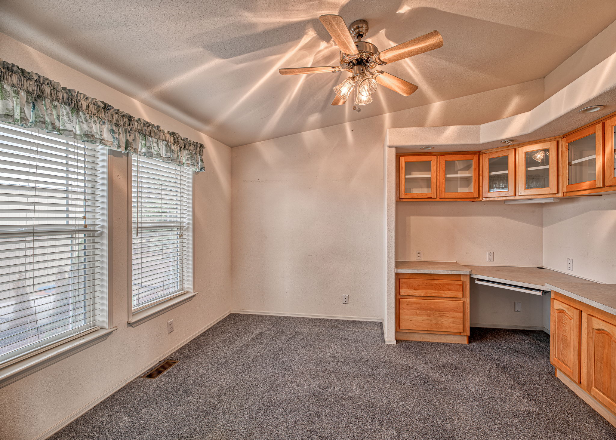 5459 SE Pawnee Lp., Prineville, Oregon, 97754, United States, 3 Bedrooms Bedrooms, ,2 BathroomsBathrooms,Residential,For Sale,5459 SE Pawnee Lp.,1658566