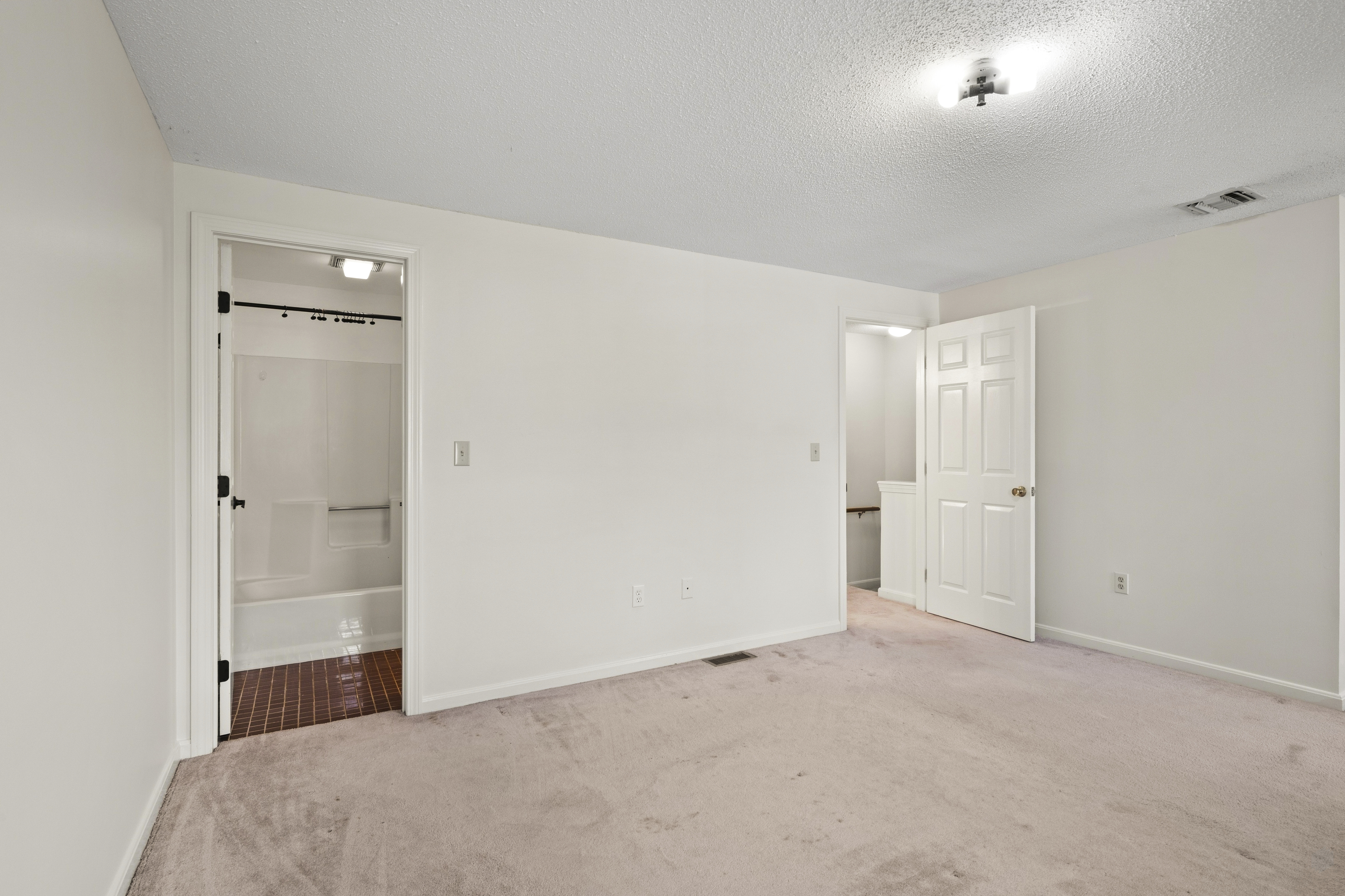  55 Littleton Road, Ayer, MA 01432 - 物件實景