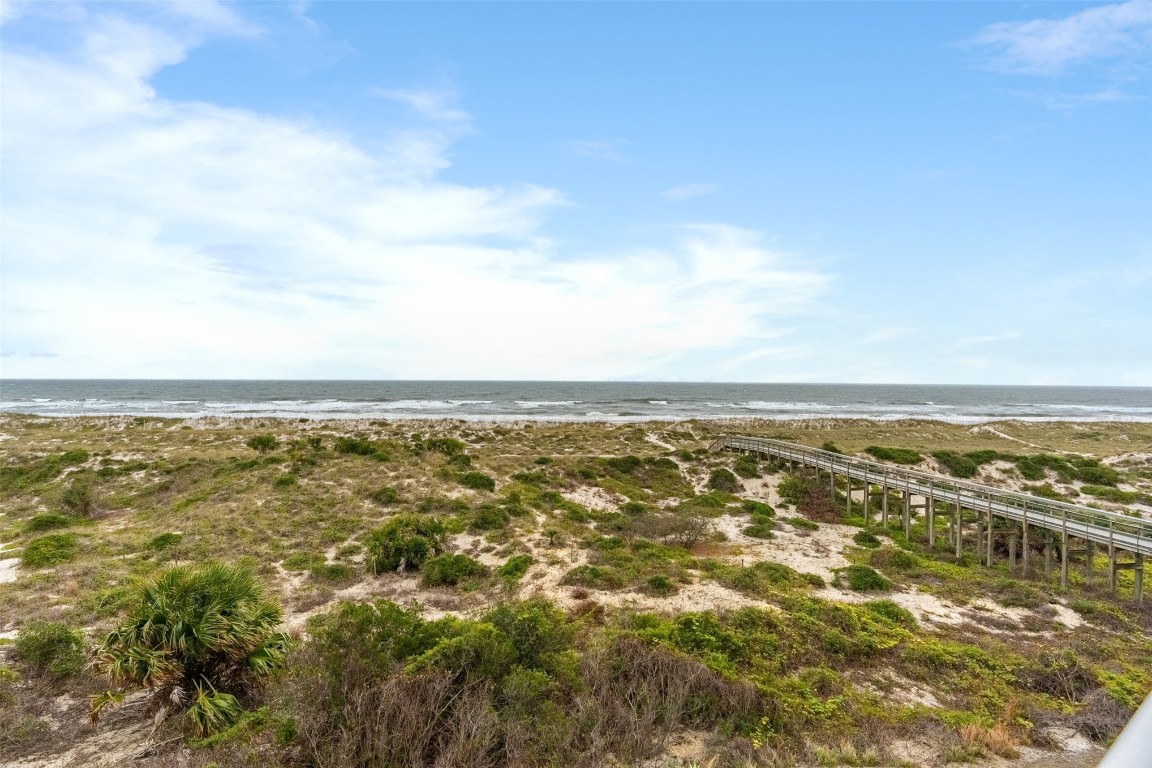 Fernandina Beach, Florida, 32034, United States, 2 Bedrooms Bedrooms, ,2 BathroomsBathrooms,Residential,For Sale,2000330