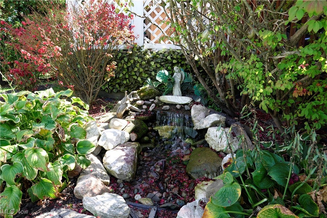 Solon, Ohio, 44139, United States, 4 Bedrooms Bedrooms, ,3 BathroomsBathrooms,Residential,For Sale,1981098