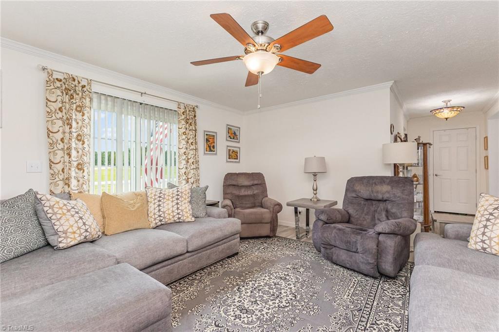 Burlington, North Carolina, 27217, United States, 3 Bedrooms Bedrooms, ,3 BathroomsBathrooms,Residential,For Sale,1908926