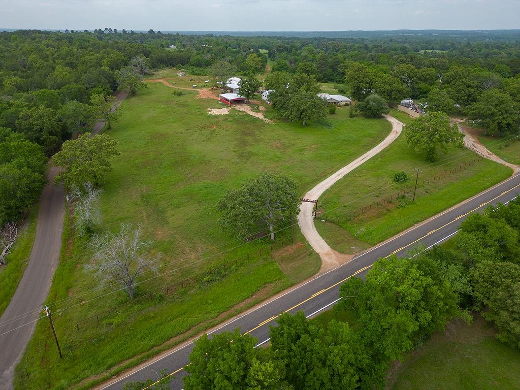 Mineola, Texas, 75773, United States, 4 Bedrooms Bedrooms, ,3 BathroomsBathrooms,Residential,For Sale,1995592