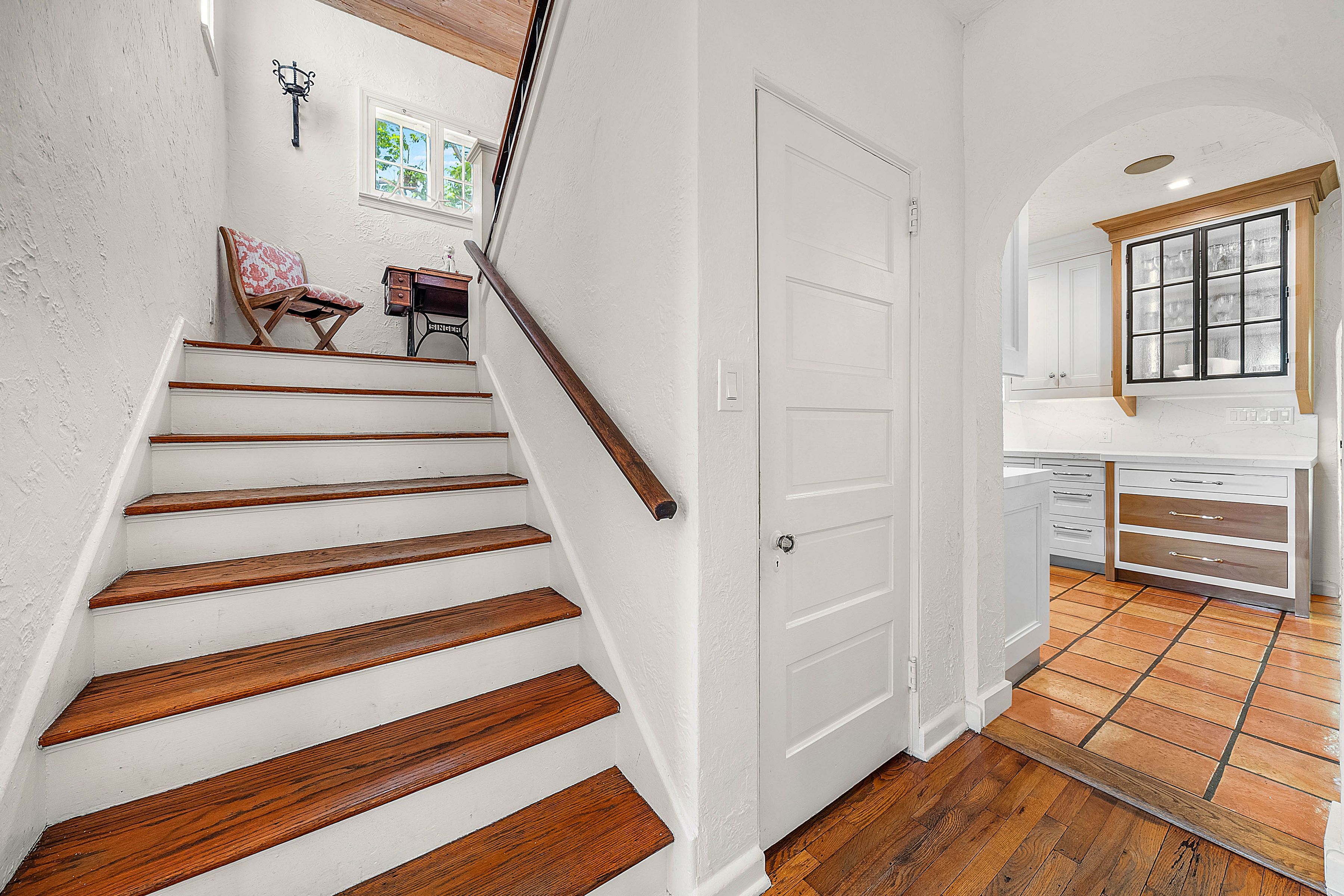  255 Cordova Road - 物件實景