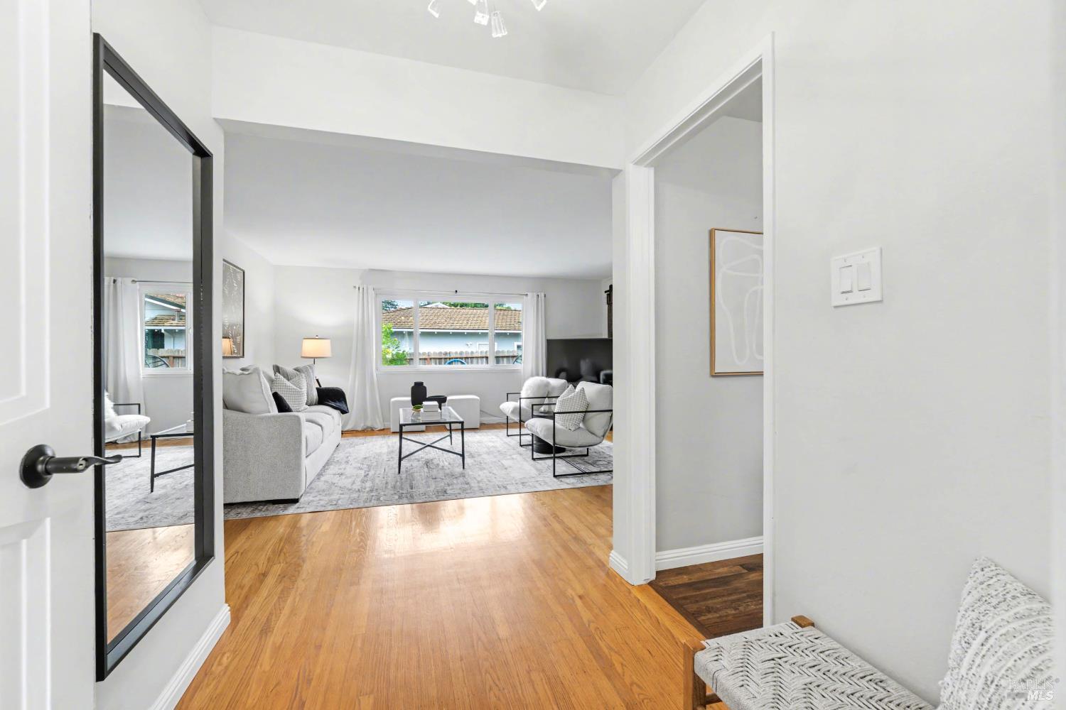 Napa, California, 94558, United States, 3 Bedrooms Bedrooms, ,2 BathroomsBathrooms,Residential,For Sale,2002029