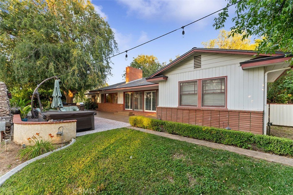 Riverside, California, 92506, United States, 4 Bedrooms Bedrooms, ,3 BathroomsBathrooms,Residential,For Sale,1973908