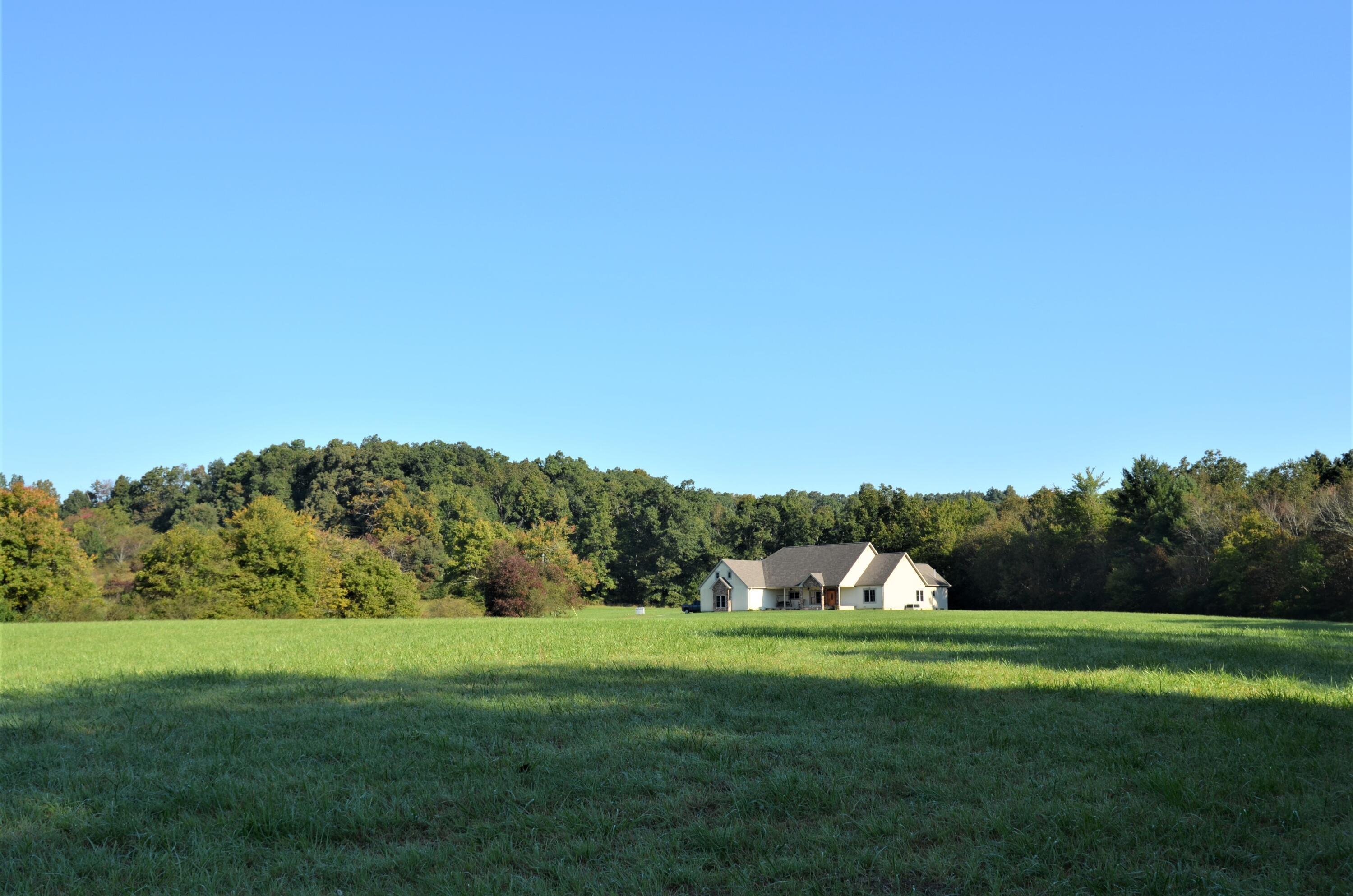 Crossville, Tennessee, 38571, United States, 4 Bedrooms Bedrooms, ,4 BathroomsBathrooms,Residential,For Sale,1916408