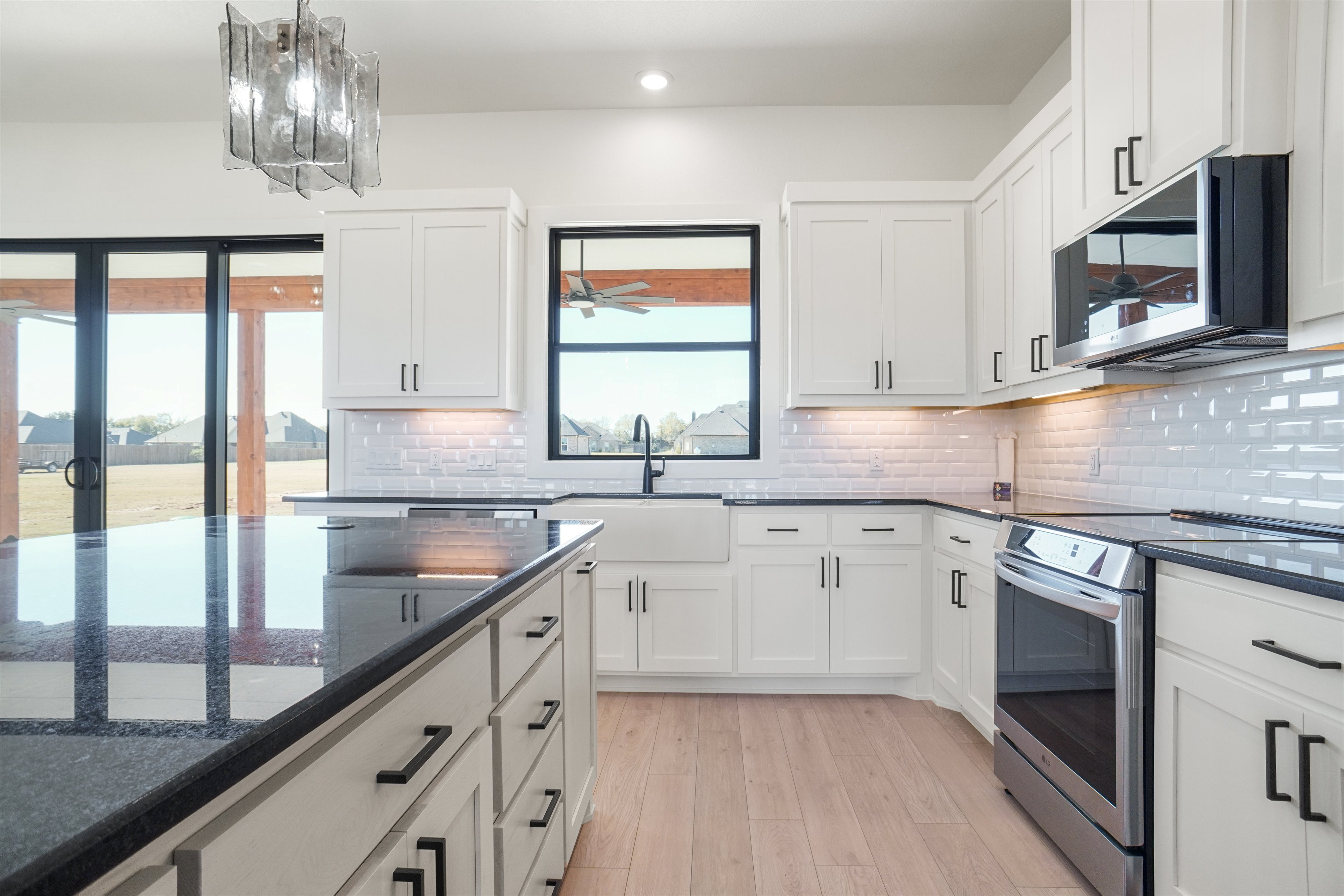 Paradise, Texas, 76073, United States, 3 Bedrooms Bedrooms, ,3 BathroomsBathrooms,Residential,For Sale,1979690