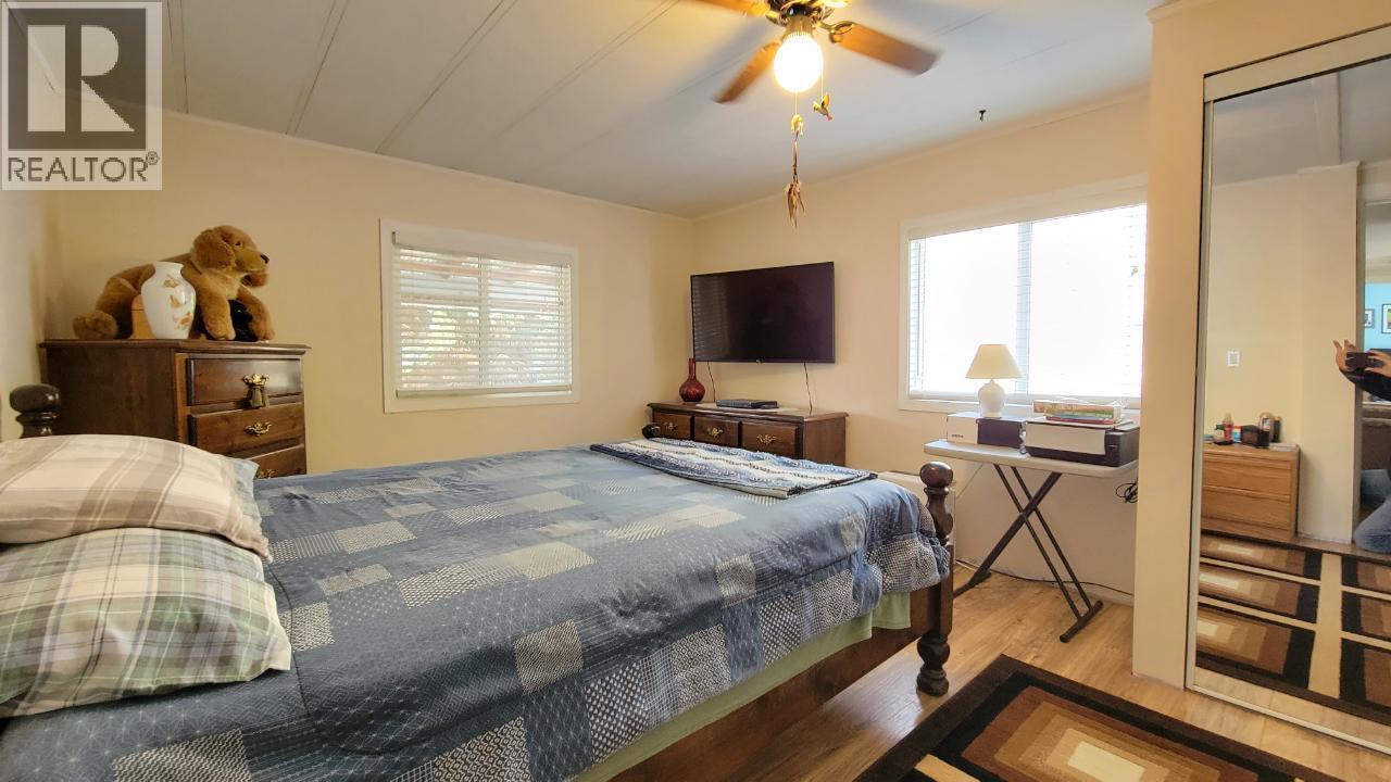 KAMLOOPS, British Columbia, V2H 1S7, CA, 4 Bedrooms Bedrooms, ,3 BathroomsBathrooms,Residential,For Sale,1949543