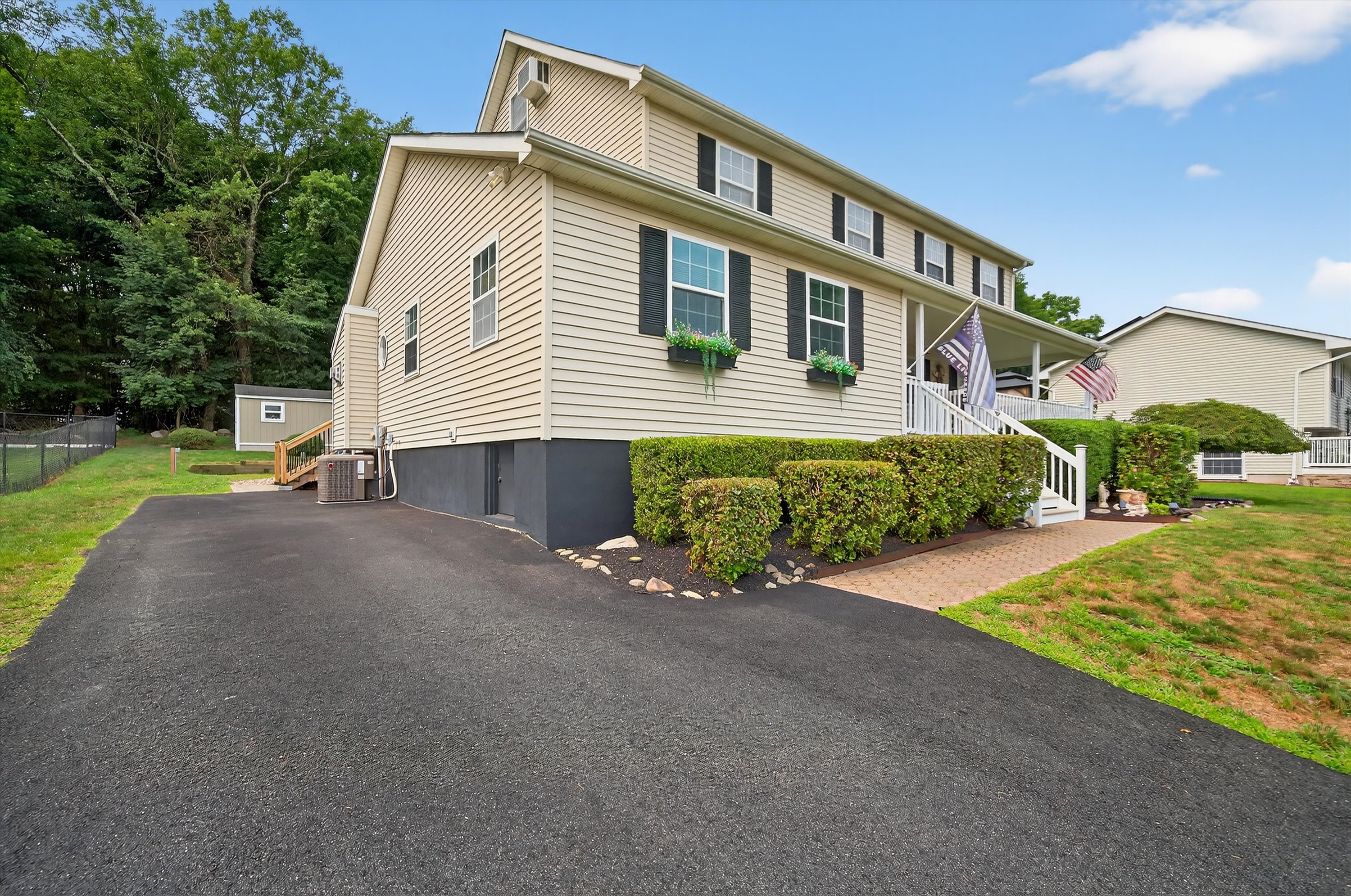 Montgomery, New York, 12549, United States, 4 Bedrooms Bedrooms, ,3 BathroomsBathrooms,Residential,For Sale,1923232