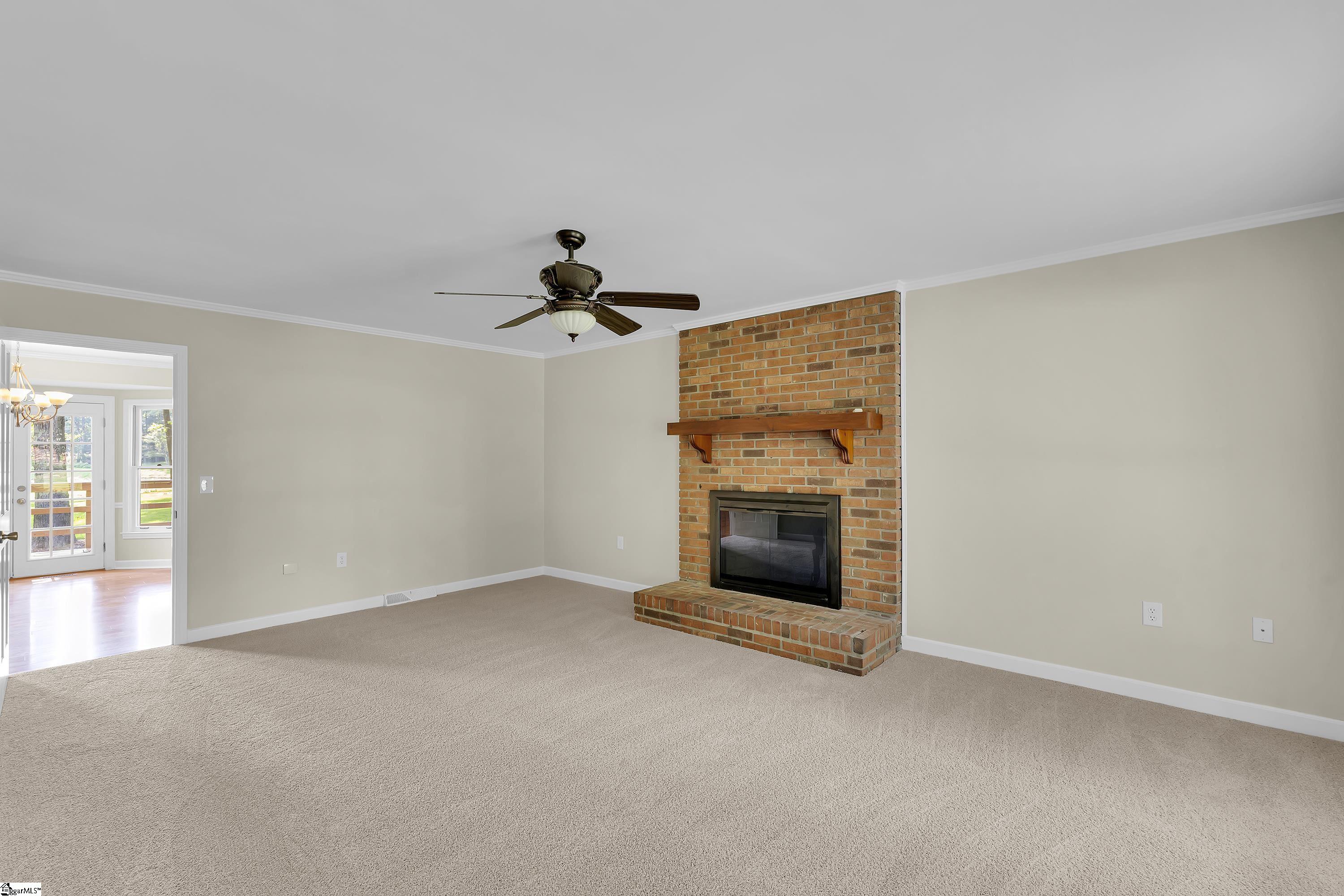 Taylors, South Carolina, 29687, United States, 4 Bedrooms Bedrooms, ,3 BathroomsBathrooms,Residential,For Sale,1874082
