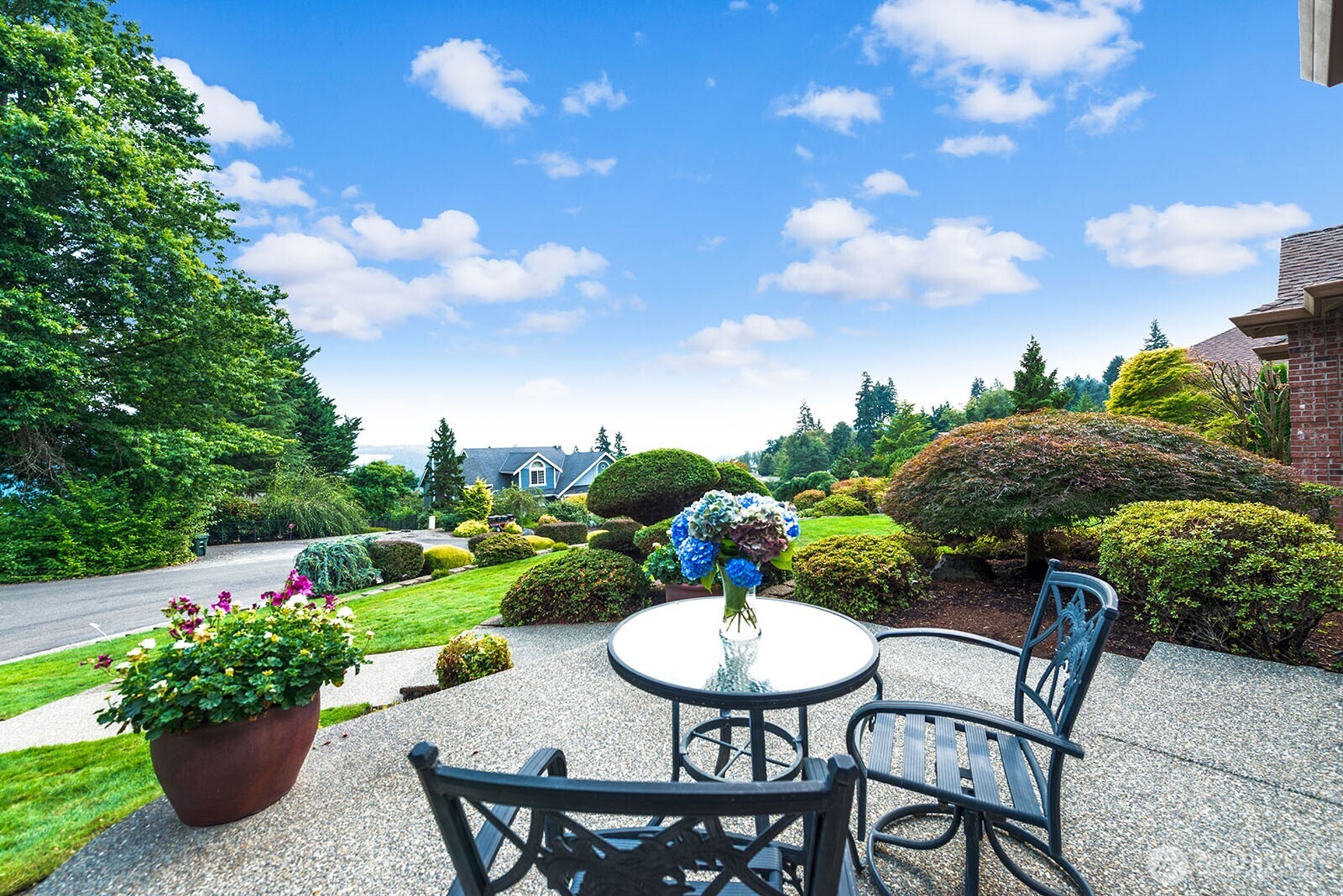Puyallup, Washington, 98374, United States, 4 Bedrooms Bedrooms, ,3 BathroomsBathrooms,Residential,For Sale,1949805