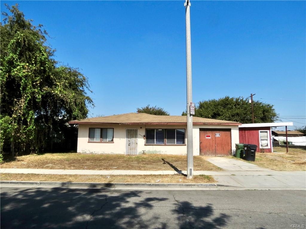 Compton, California, 90221, United States, 9 Bedrooms Bedrooms, ,Residential,For Sale,1982373