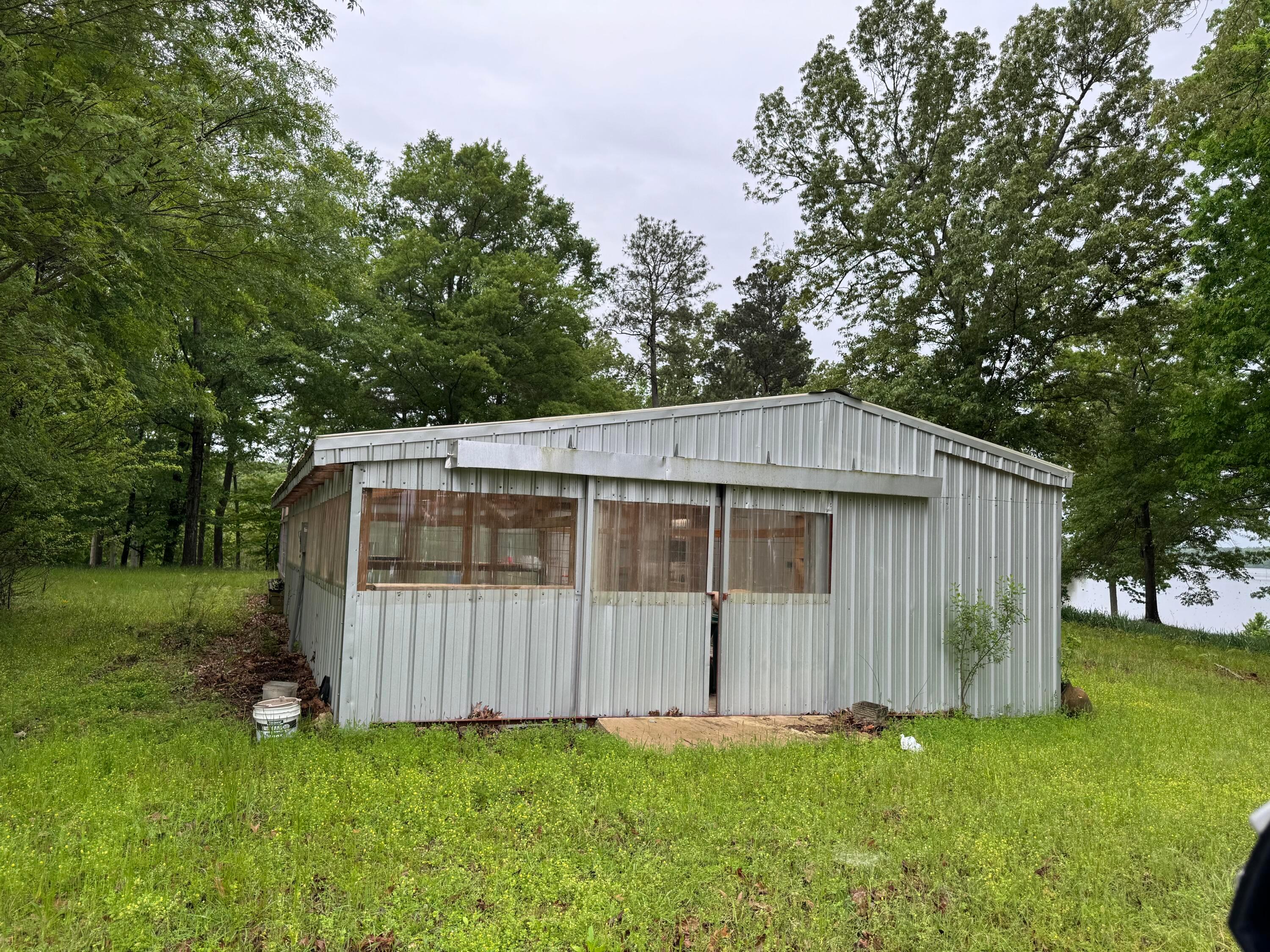 125 Ben Burch Road, Fulton, Mississippi, 38843, United States, 4 Bedrooms Bedrooms, ,4 BathroomsBathrooms,Residential,For Sale,125 Ben Burch Road,1520254