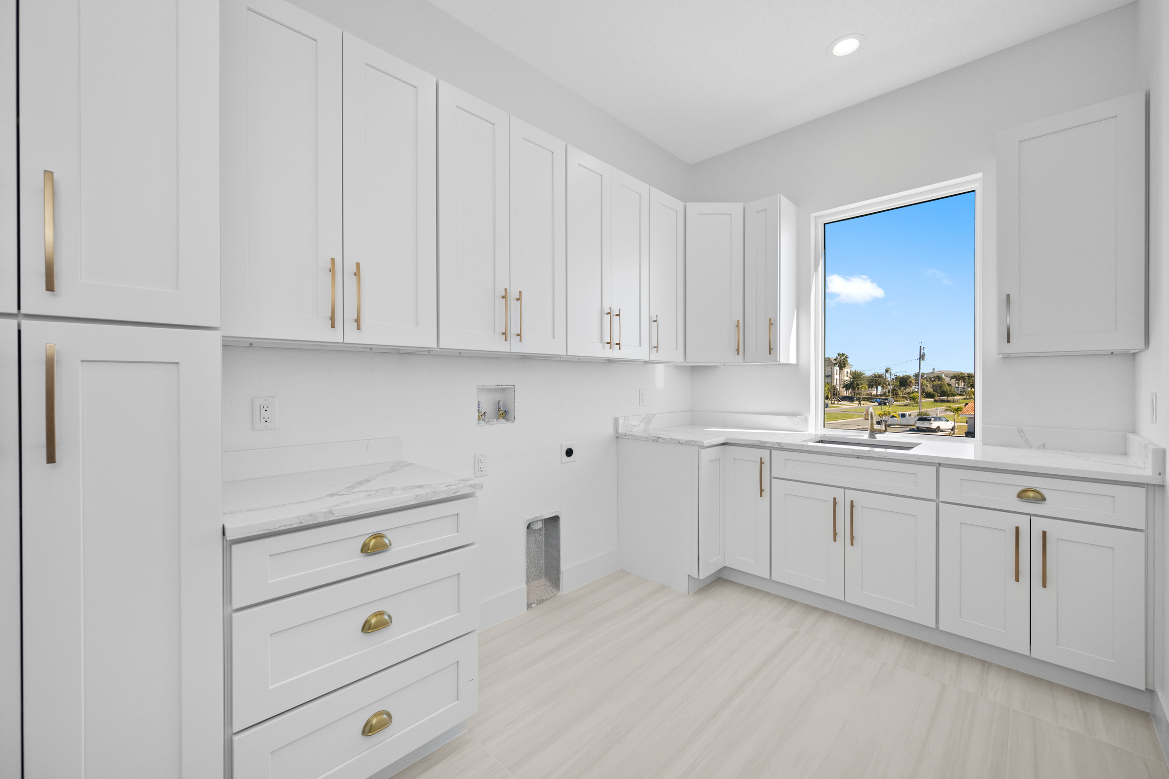 Treasure Island, Florida, 33706, United States, 6 Bedrooms Bedrooms, ,6 BathroomsBathrooms,Residential,For Sale,2032773